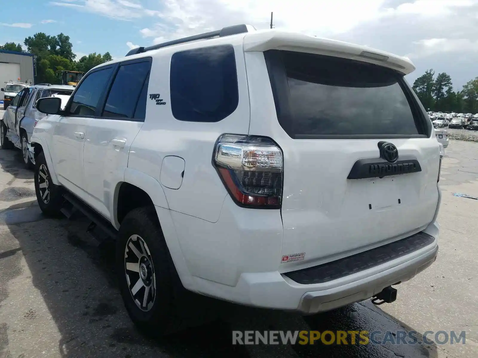 3 Photograph of a damaged car JTEBU5JR5K5737073 TOYOTA 4RUNNER 2019