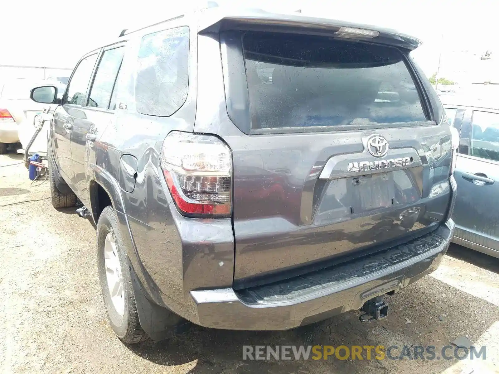 3 Фотография поврежденного автомобиля JTEBU5JR6K5610381 TOYOTA 4RUNNER 2019