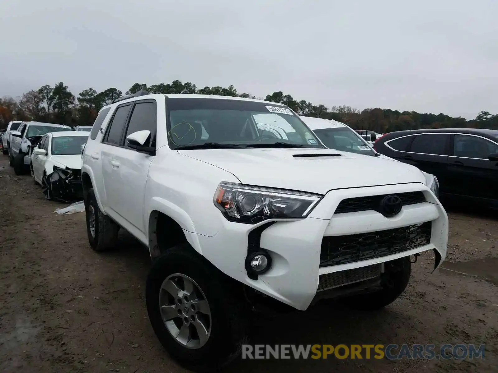 1 Фотография поврежденного автомобиля JTEBU5JR6K5610719 TOYOTA 4RUNNER 2019