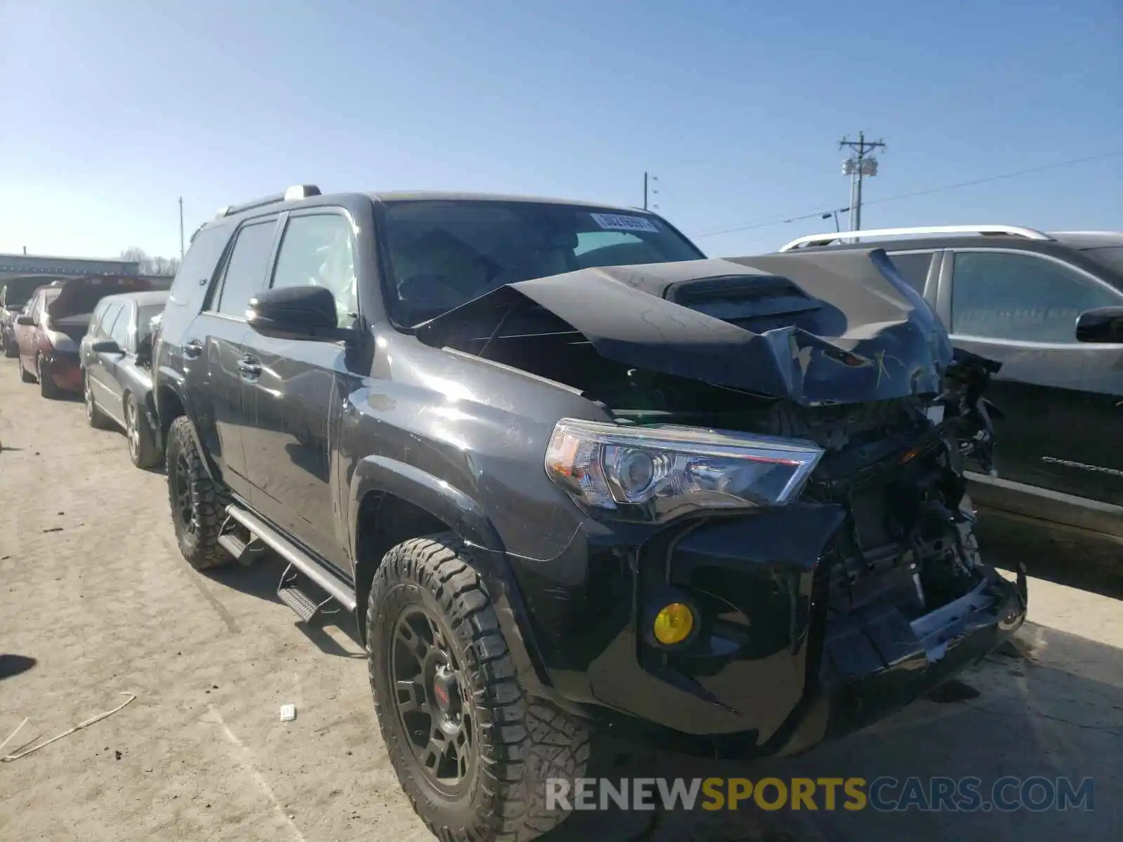 1 Photograph of a damaged car JTEBU5JR6K5611577 TOYOTA 4RUNNER 2019