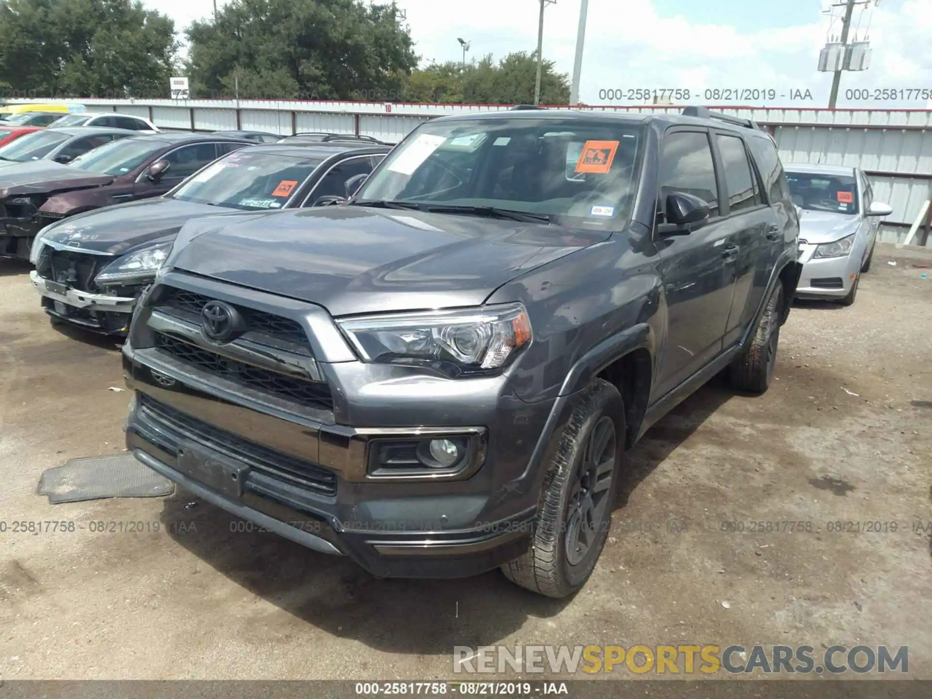 2 Photograph of a damaged car JTEBU5JR6K5611613 TOYOTA 4RUNNER 2019