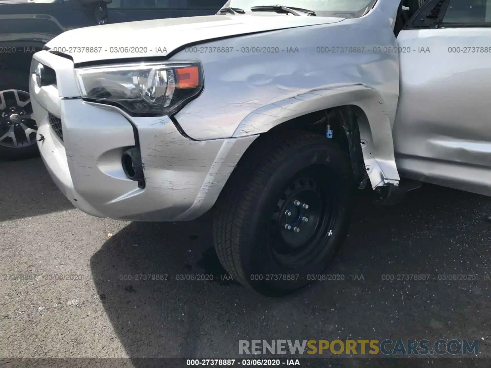 6 Фотография поврежденного автомобиля JTEBU5JR6K5611840 TOYOTA 4RUNNER 2019