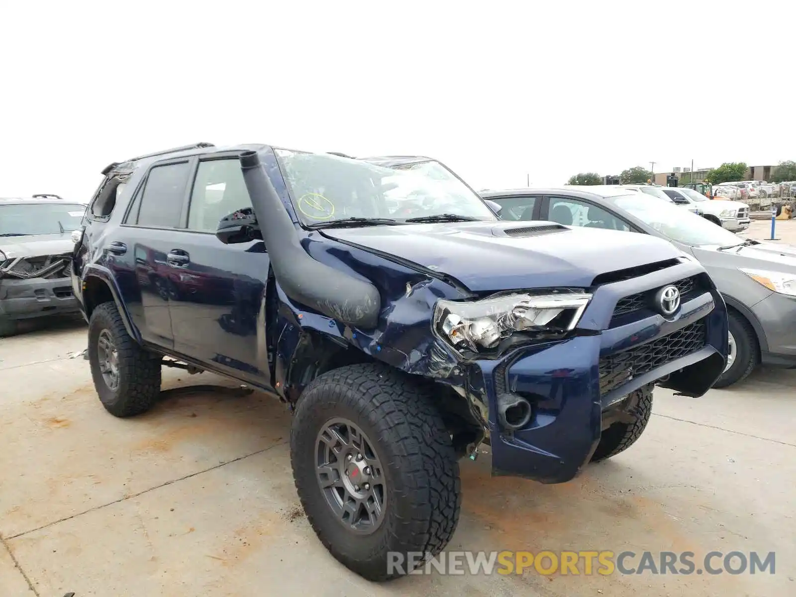 1 Photograph of a damaged car JTEBU5JR6K5612969 TOYOTA 4RUNNER 2019