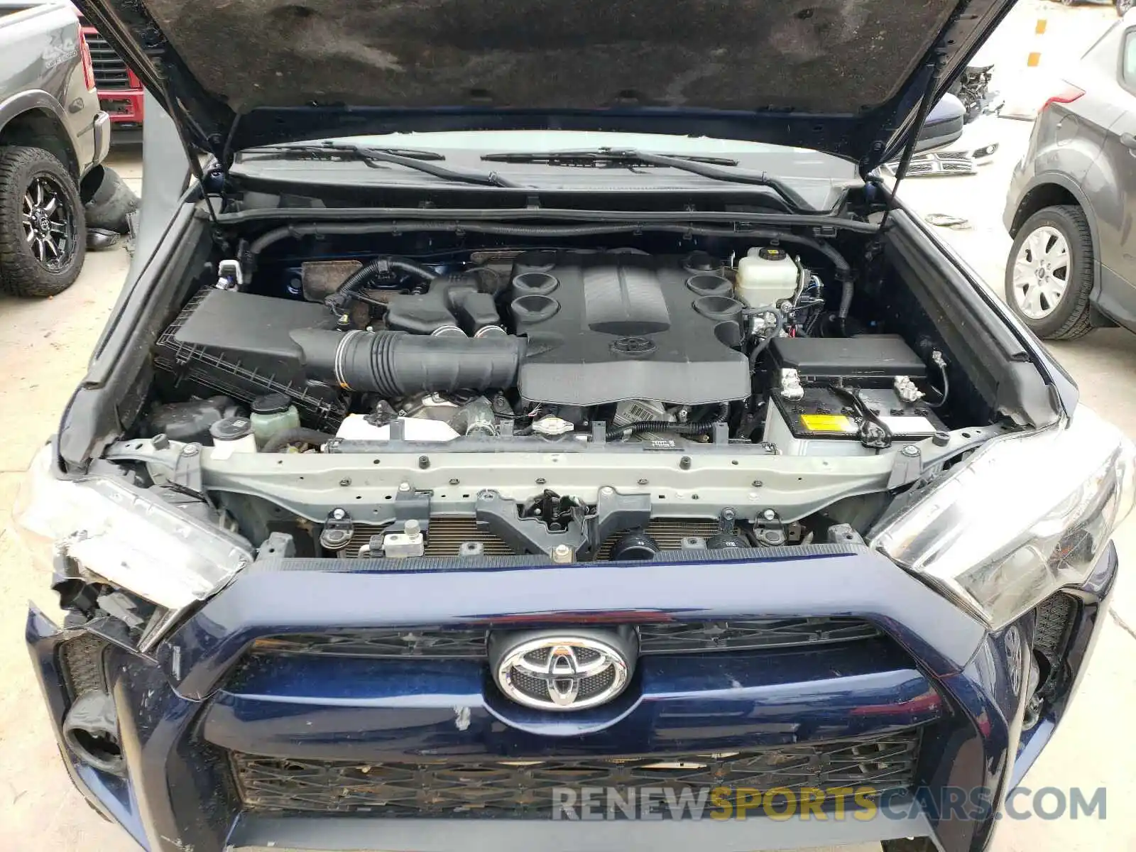 7 Photograph of a damaged car JTEBU5JR6K5612969 TOYOTA 4RUNNER 2019