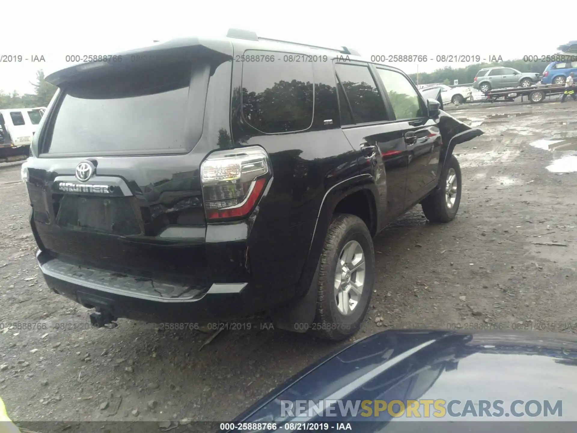 4 Фотография поврежденного автомобиля JTEBU5JR6K5615371 TOYOTA 4RUNNER 2019