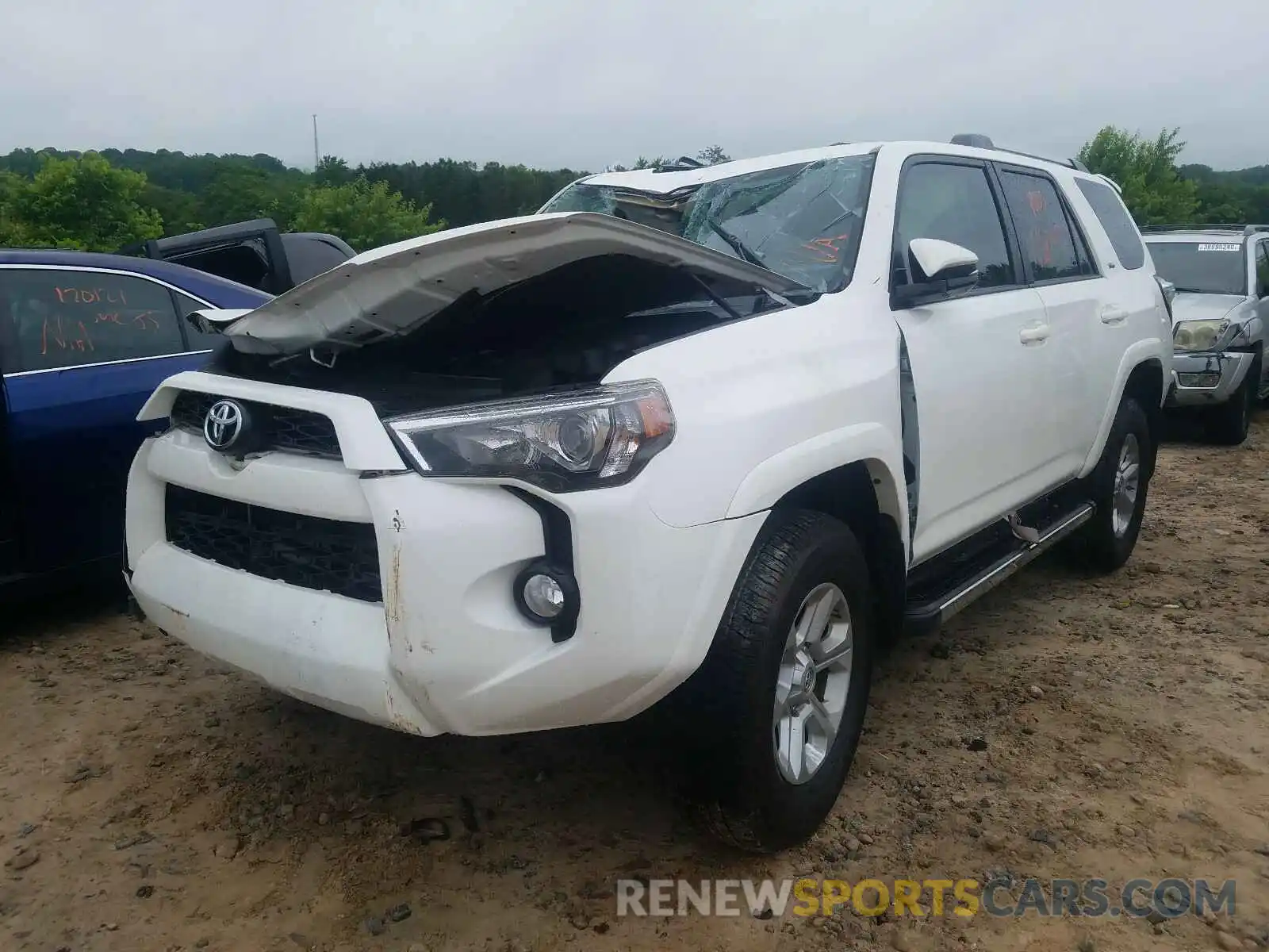 2 Photograph of a damaged car JTEBU5JR6K5616097 TOYOTA 4RUNNER 2019