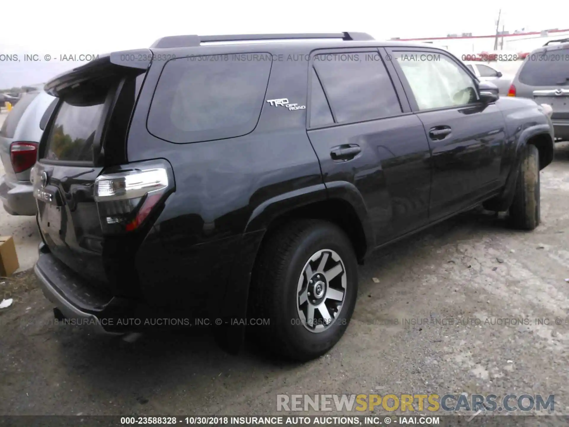 4 Photograph of a damaged car JTEBU5JR6K5617217 Toyota 4runner 2019