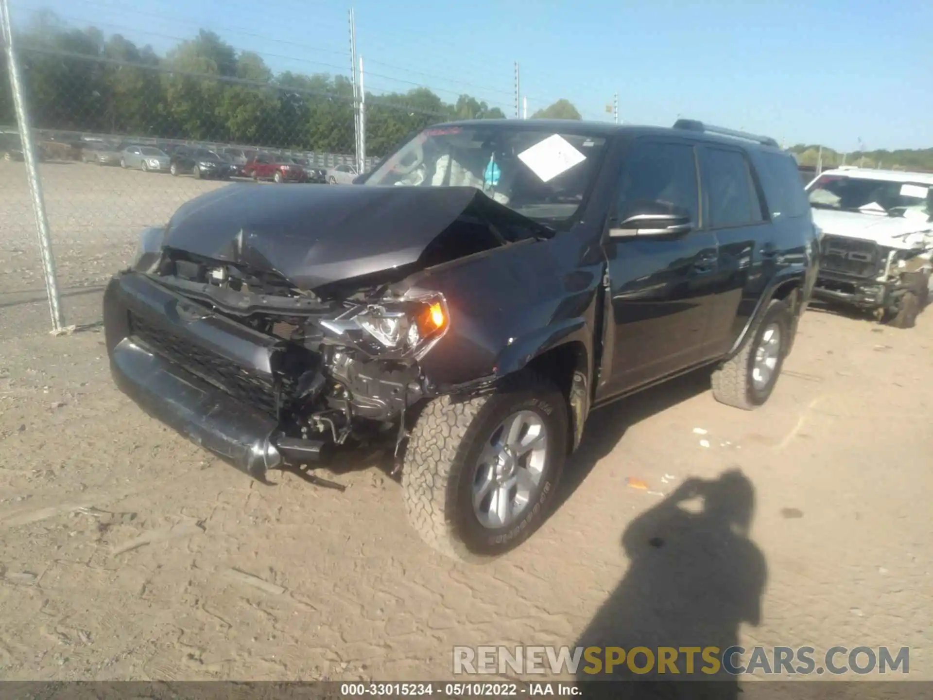 2 Photograph of a damaged car JTEBU5JR6K5617539 TOYOTA 4RUNNER 2019