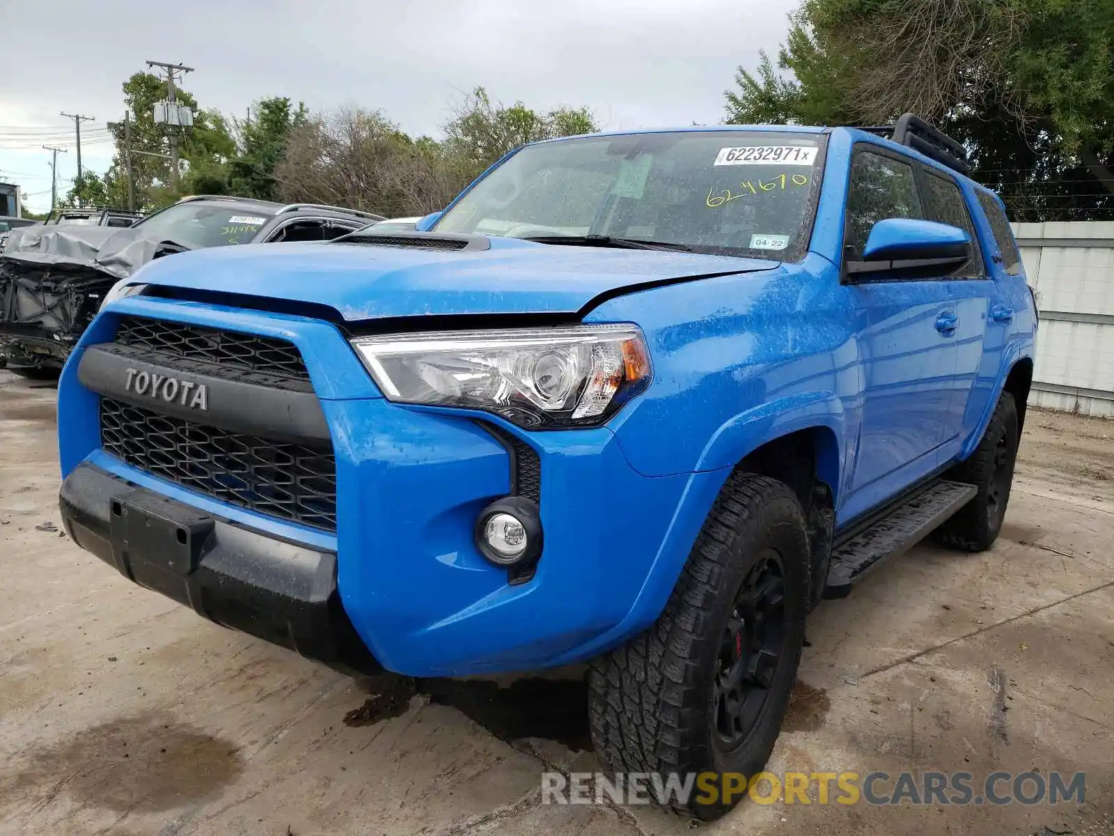 2 Фотография поврежденного автомобиля JTEBU5JR6K5624670 TOYOTA 4RUNNER 2019