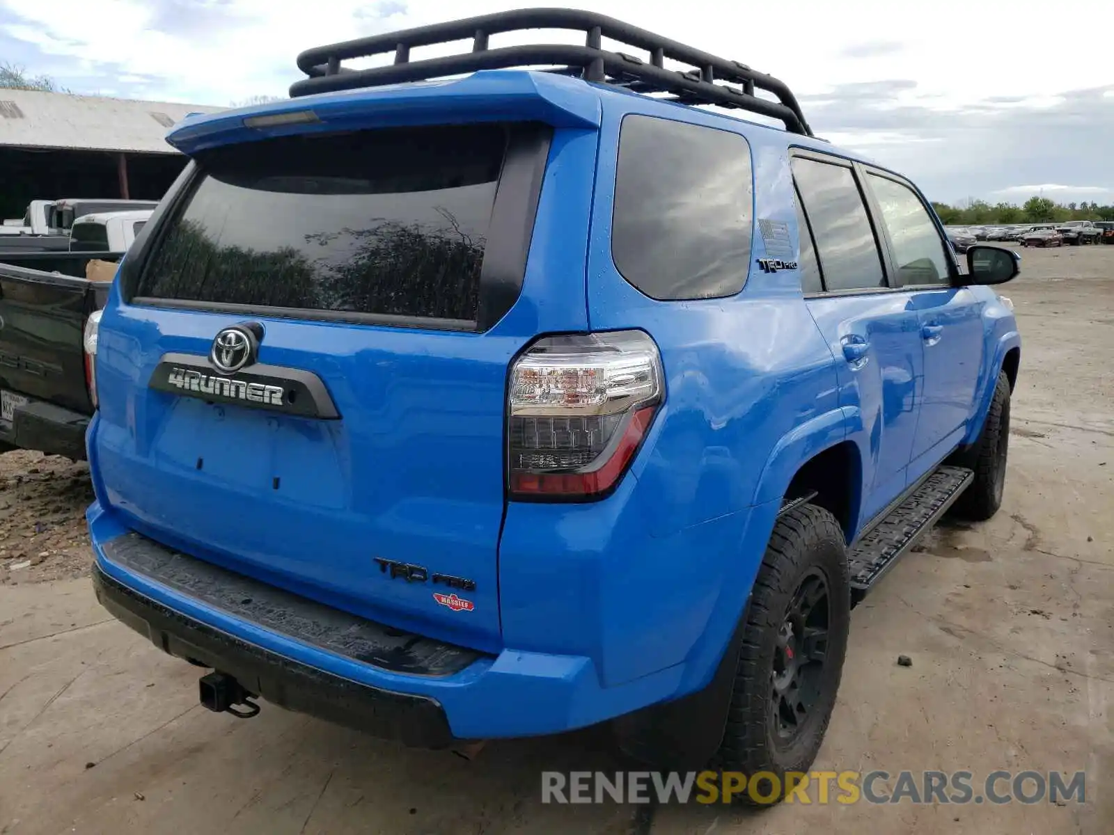 4 Фотография поврежденного автомобиля JTEBU5JR6K5624670 TOYOTA 4RUNNER 2019