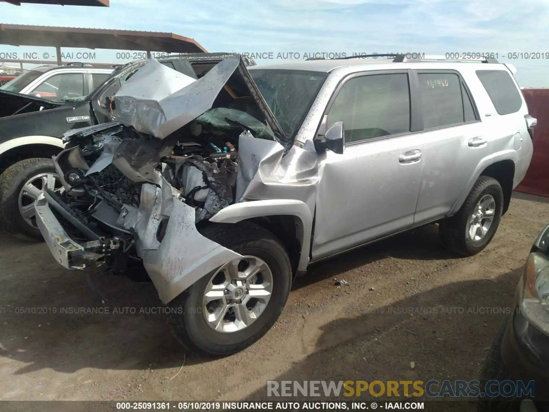 2 Photograph of a damaged car JTEBU5JR6K5628993 TOYOTA 4RUNNER 2019