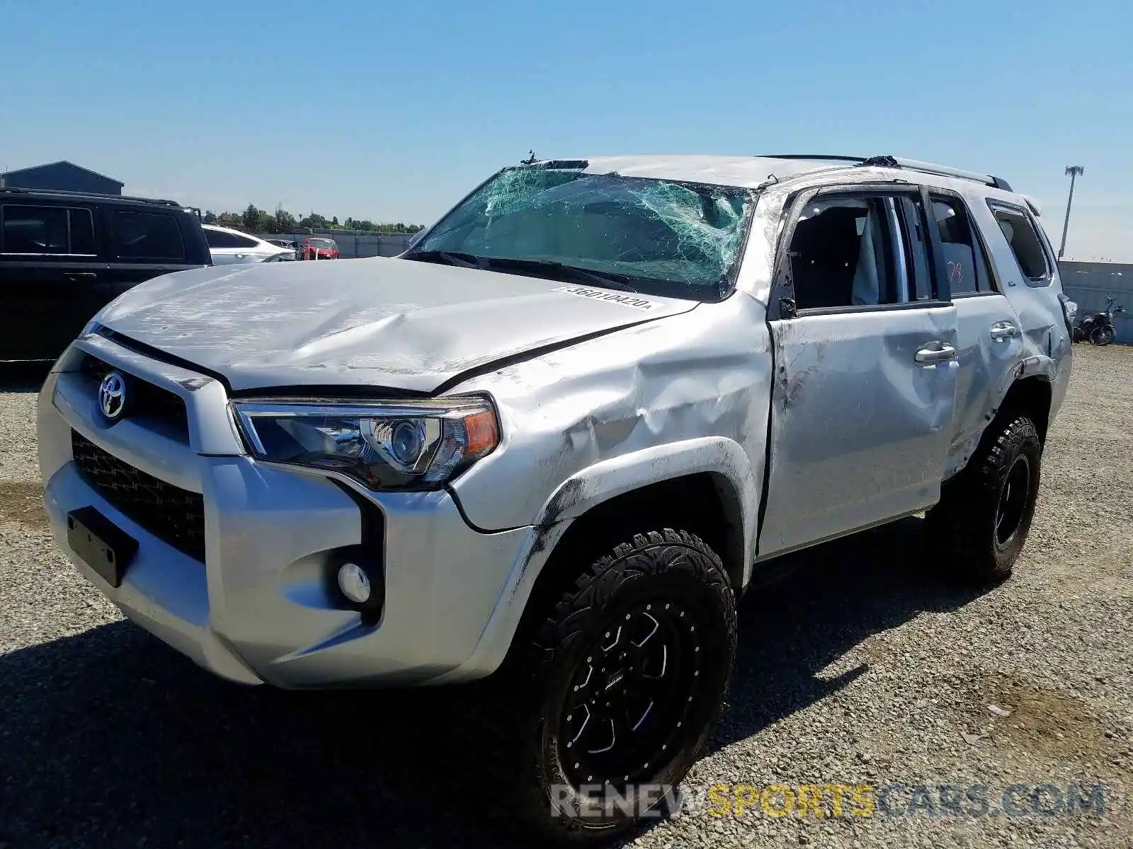 2 Photograph of a damaged car JTEBU5JR6K5629027 TOYOTA 4RUNNER 2019