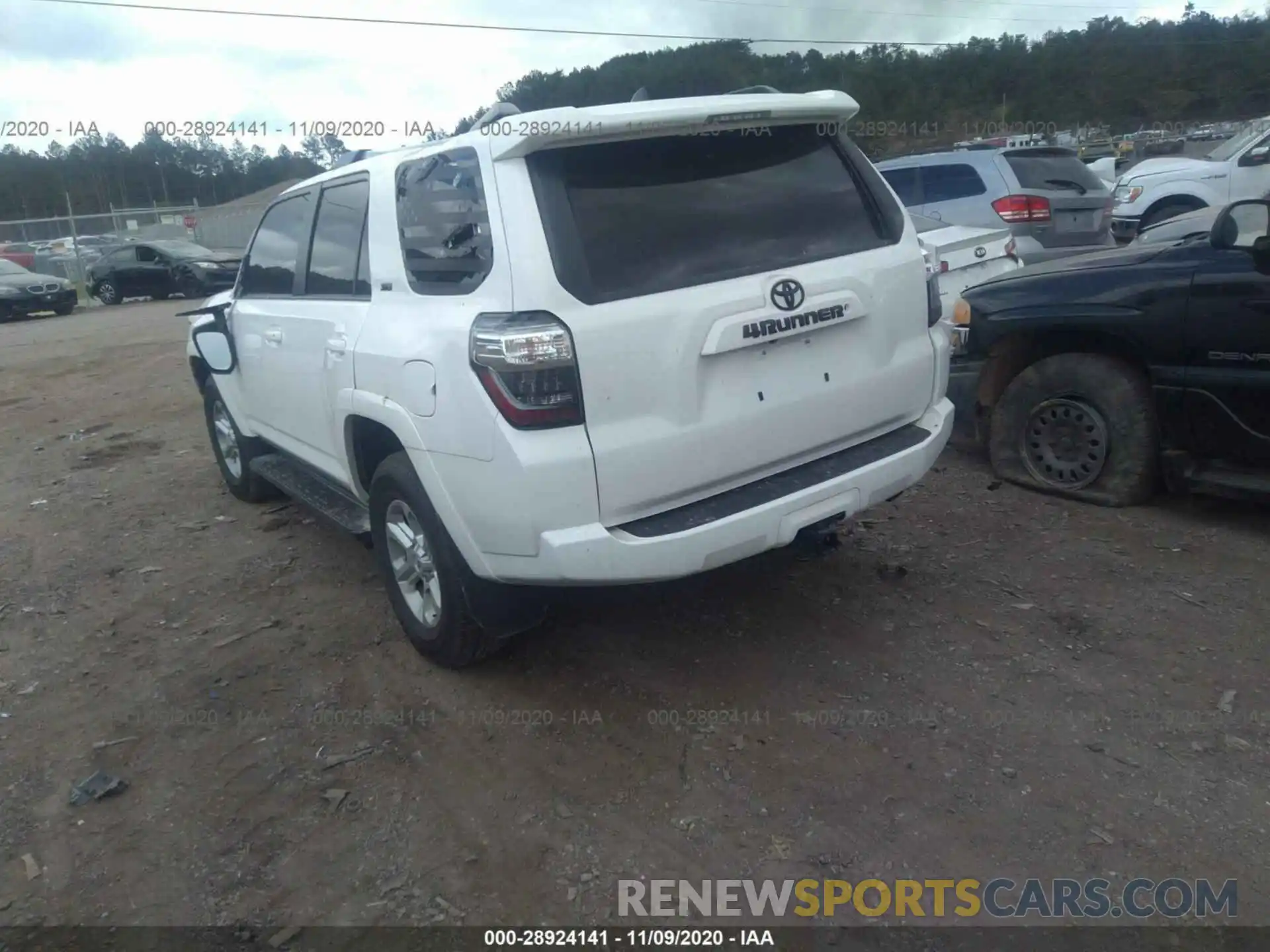 3 Фотография поврежденного автомобиля JTEBU5JR6K5636771 TOYOTA 4RUNNER 2019