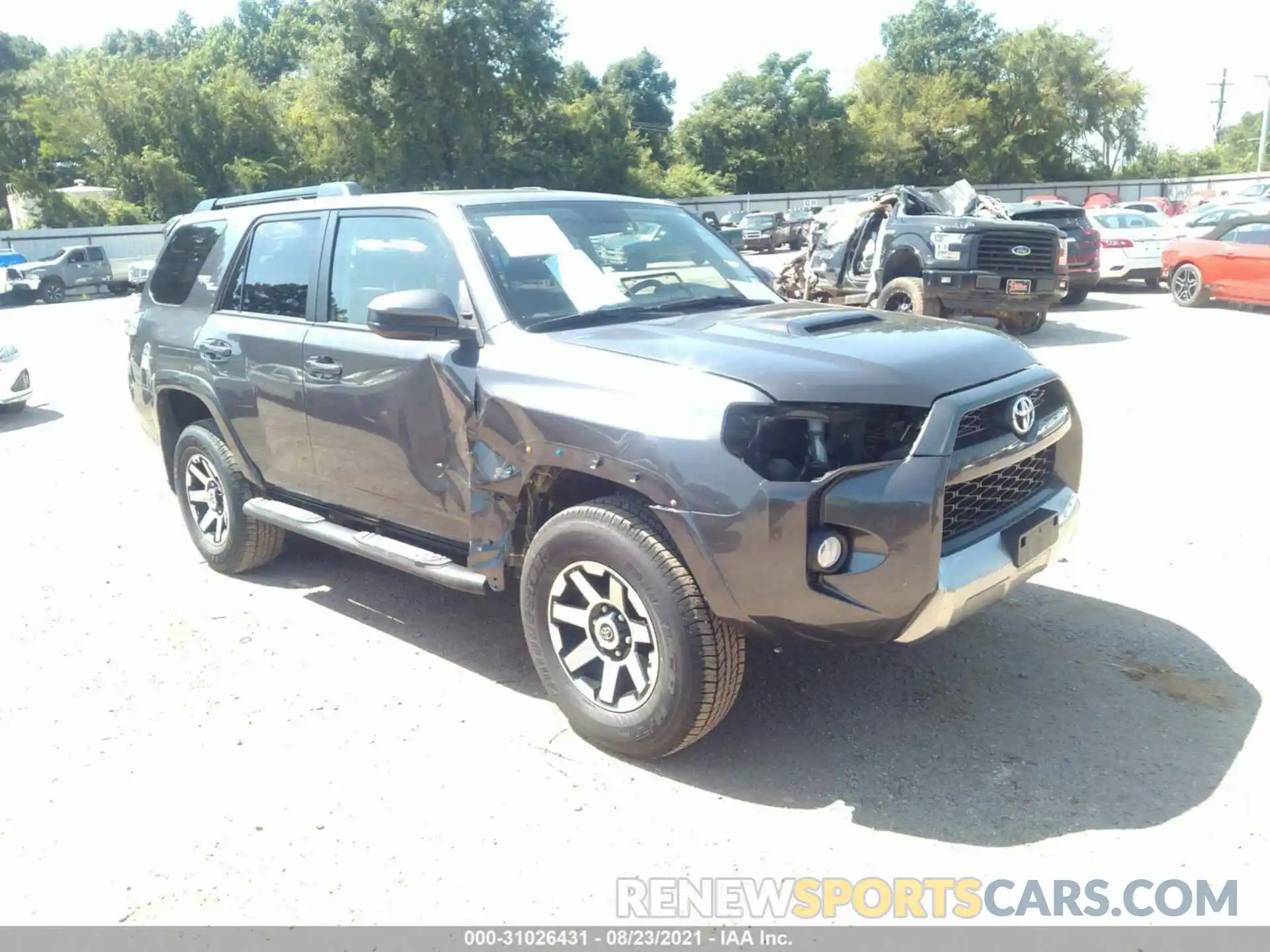 1 Фотография поврежденного автомобиля JTEBU5JR6K5642716 TOYOTA 4RUNNER 2019