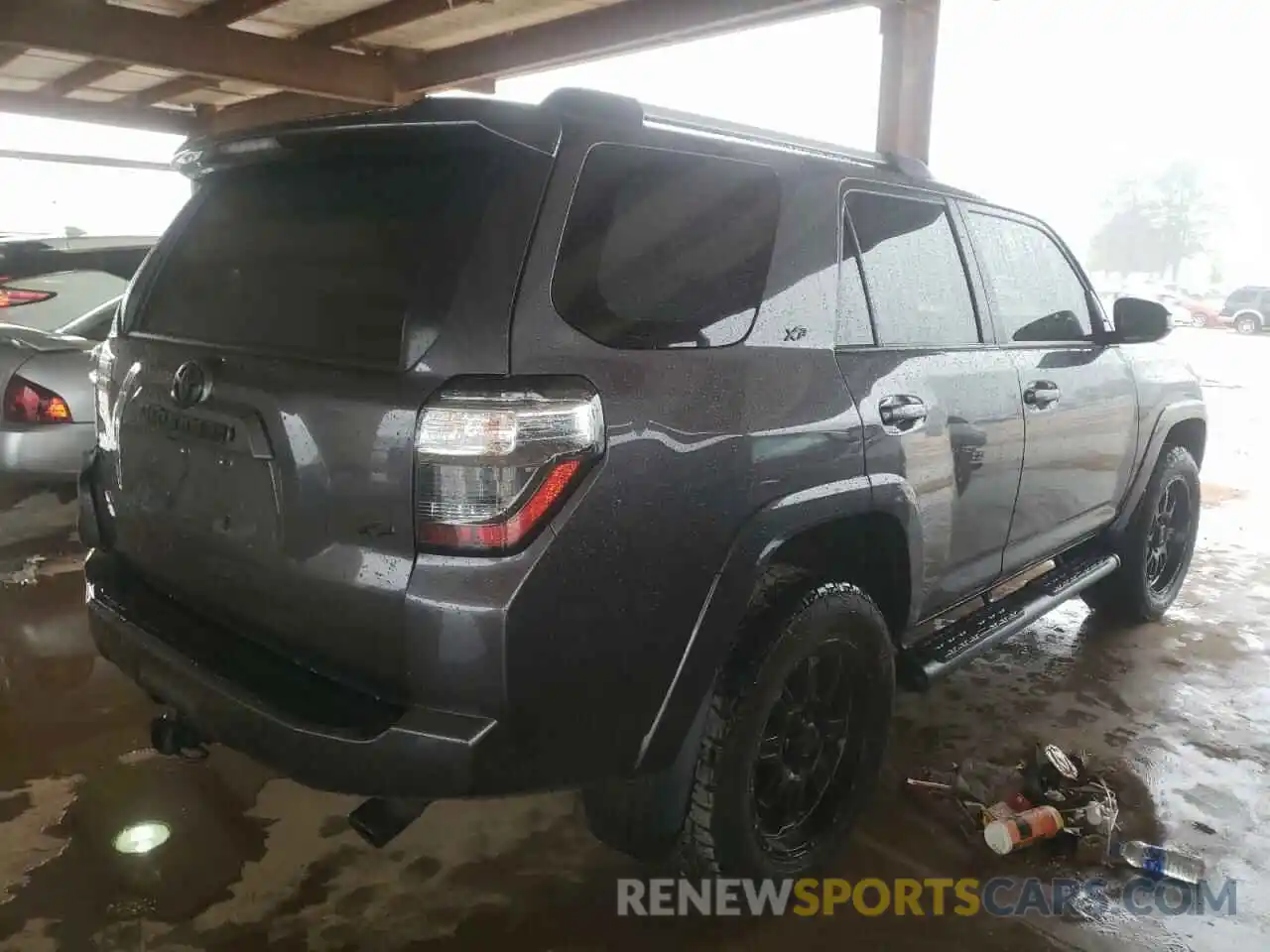 4 Photograph of a damaged car JTEBU5JR6K5649259 TOYOTA 4RUNNER 2019