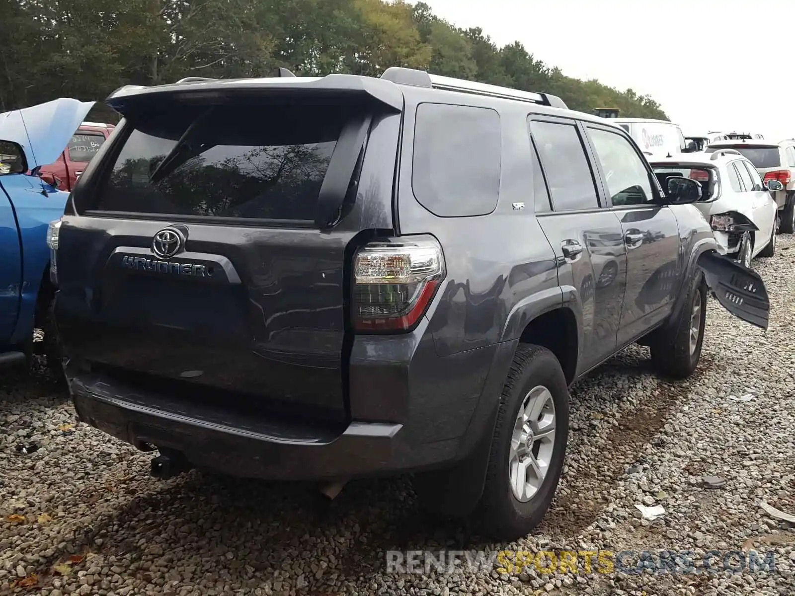 4 Photograph of a damaged car JTEBU5JR6K5654817 TOYOTA 4RUNNER 2019