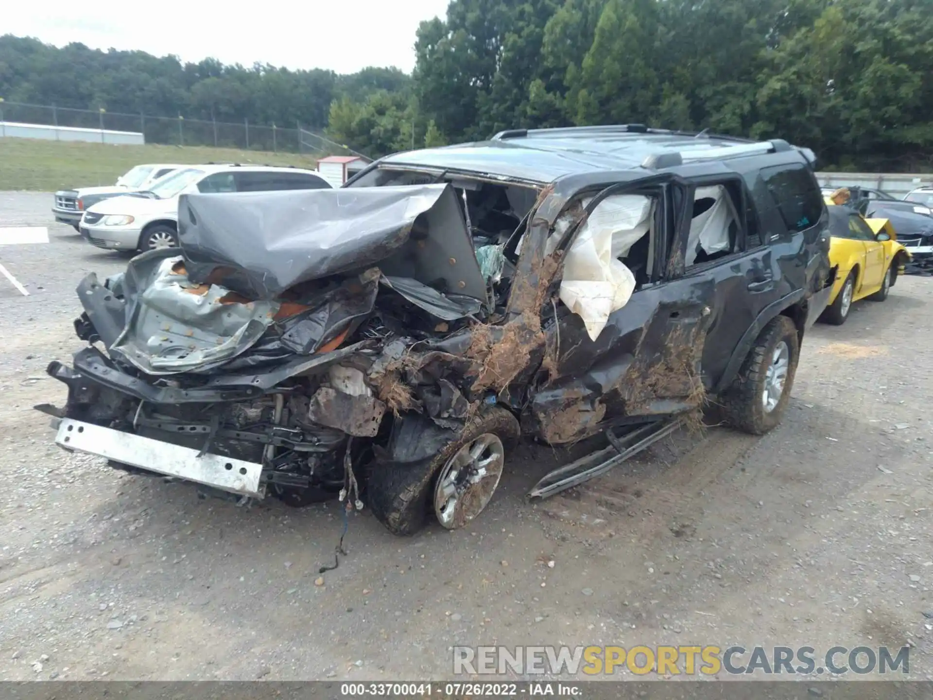 2 Photograph of a damaged car JTEBU5JR6K5656938 TOYOTA 4RUNNER 2019