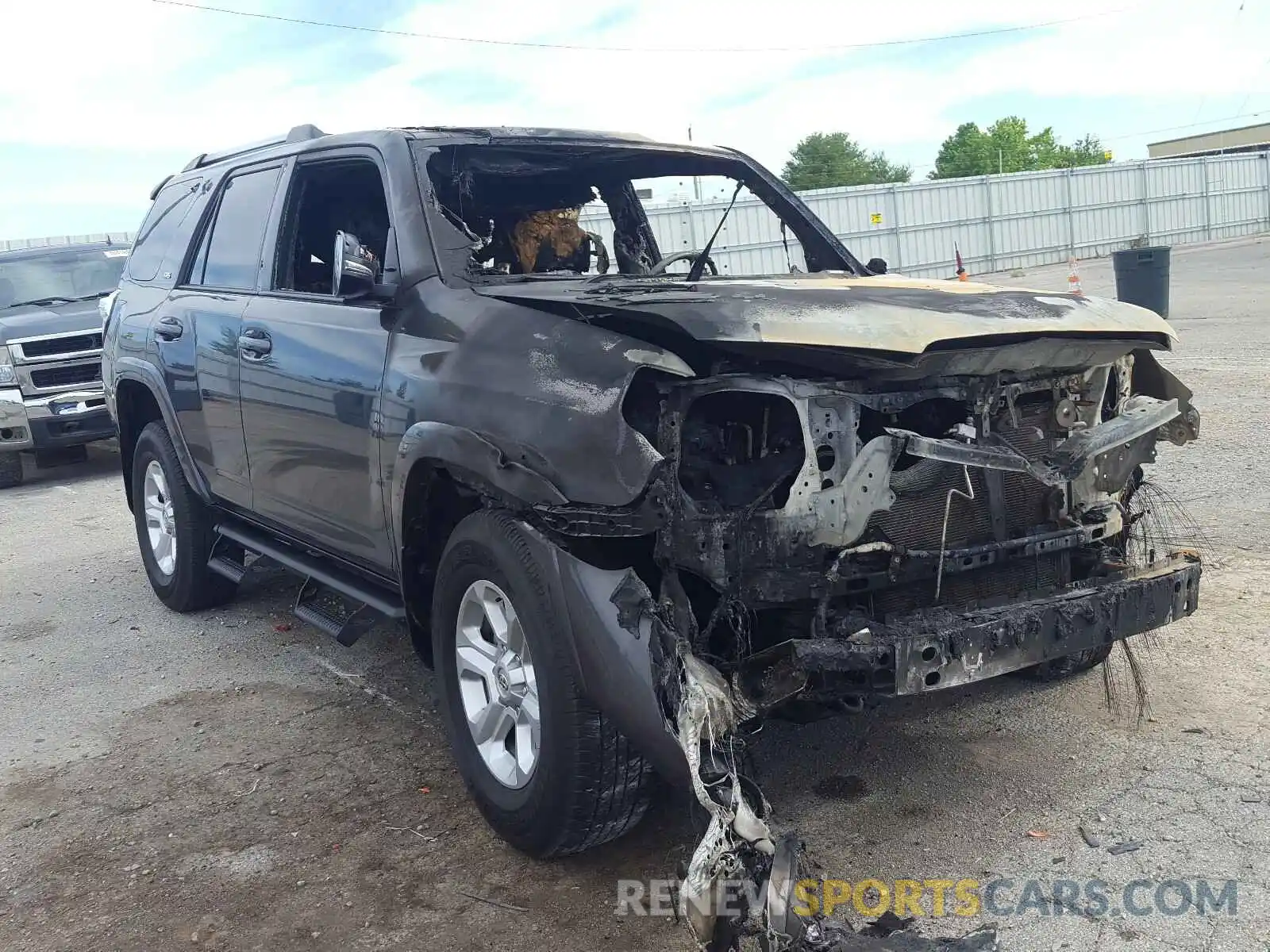 1 Photograph of a damaged car JTEBU5JR6K5658401 TOYOTA 4RUNNER 2019