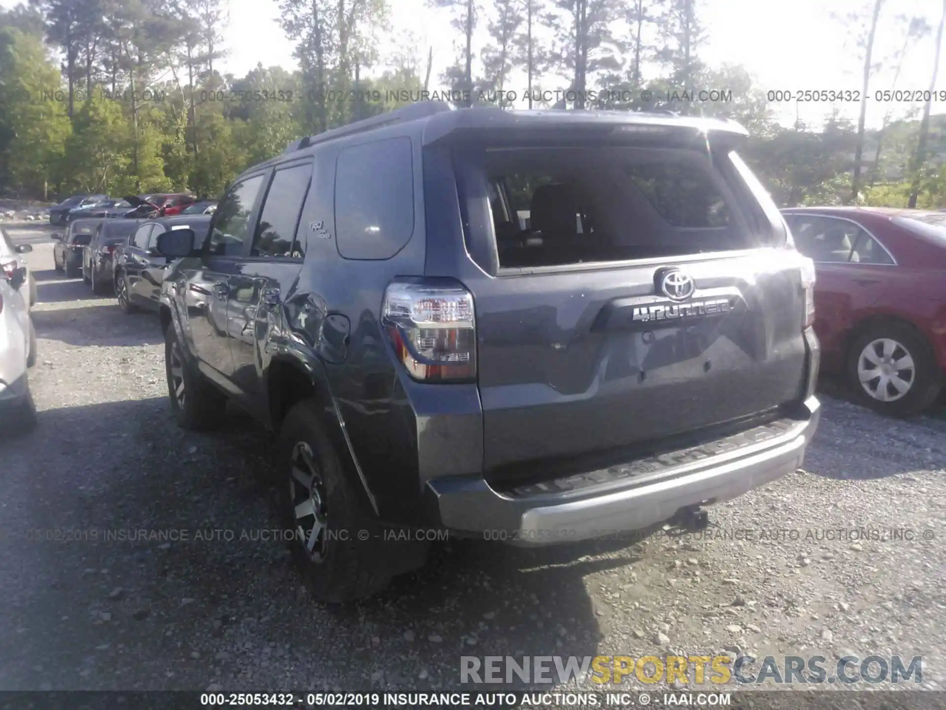 3 Photograph of a damaged car JTEBU5JR6K5658589 TOYOTA 4RUNNER 2019