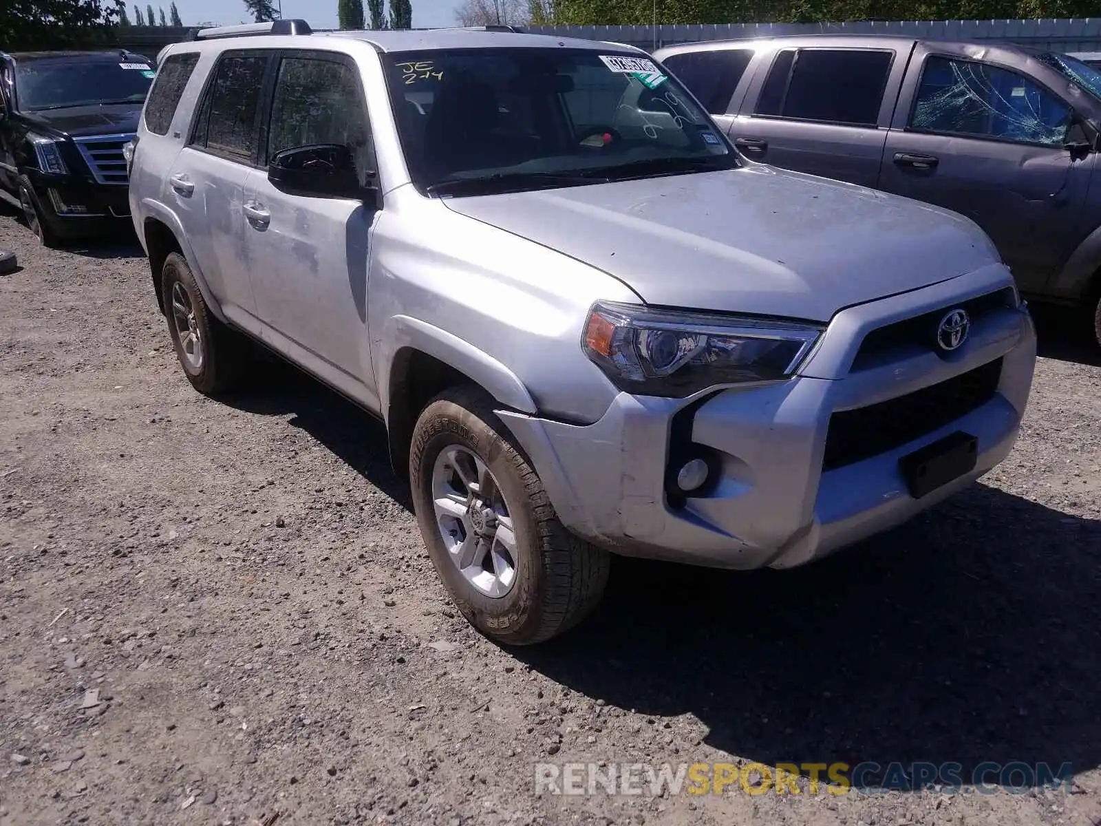 1 Photograph of a damaged car JTEBU5JR6K5660584 TOYOTA 4RUNNER 2019