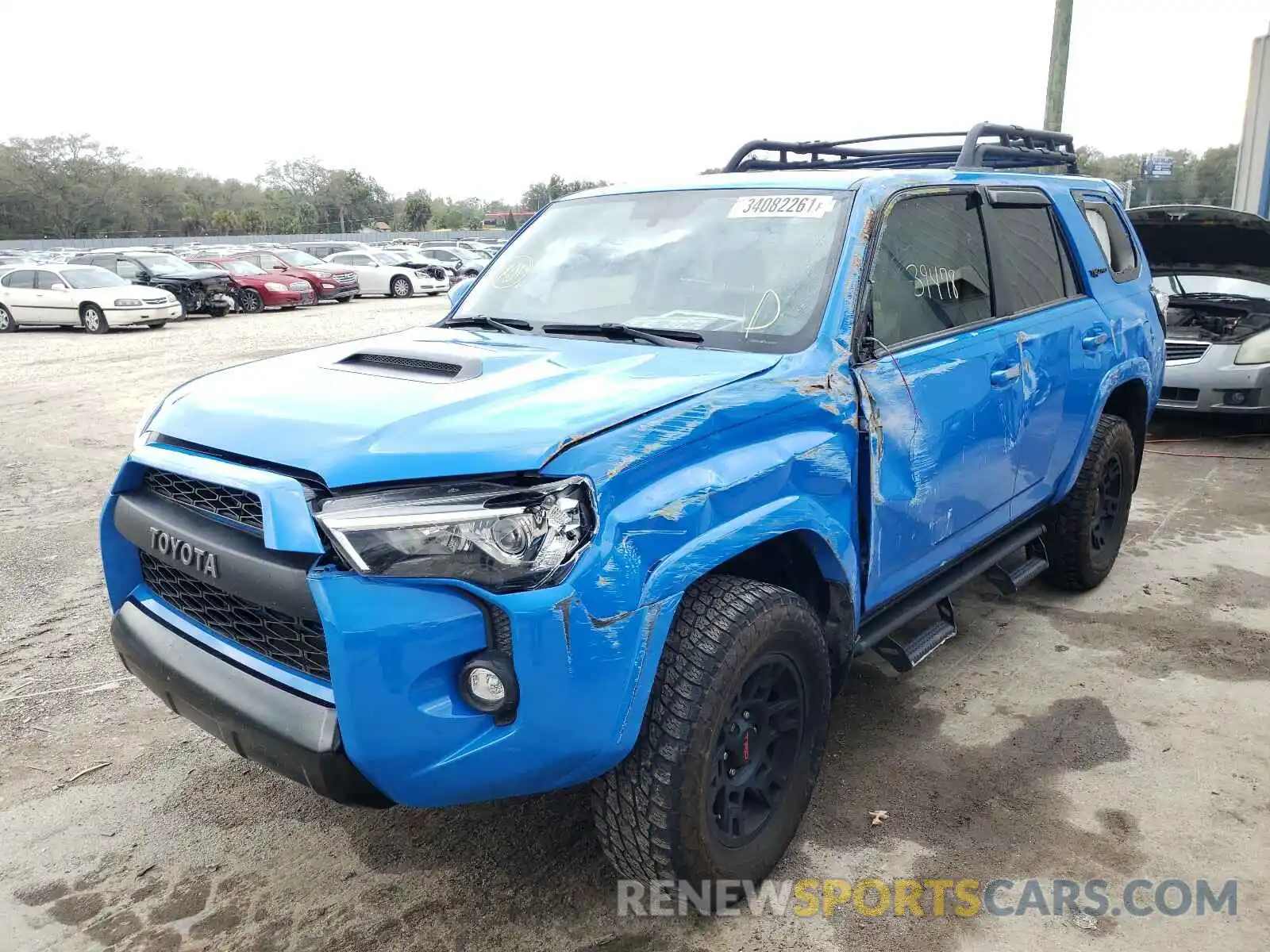 2 Photograph of a damaged car JTEBU5JR6K5660746 TOYOTA 4RUNNER 2019