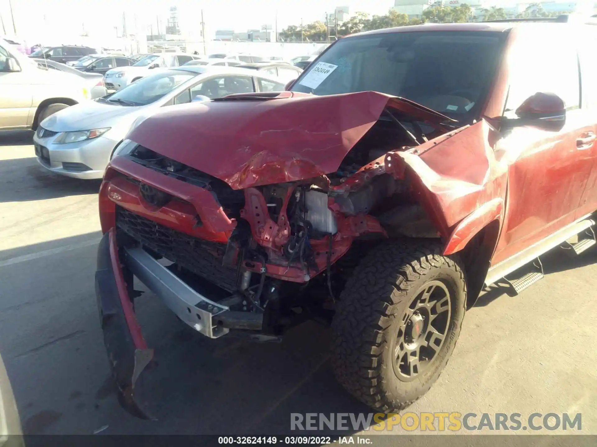 6 Photograph of a damaged car JTEBU5JR6K5675716 TOYOTA 4RUNNER 2019