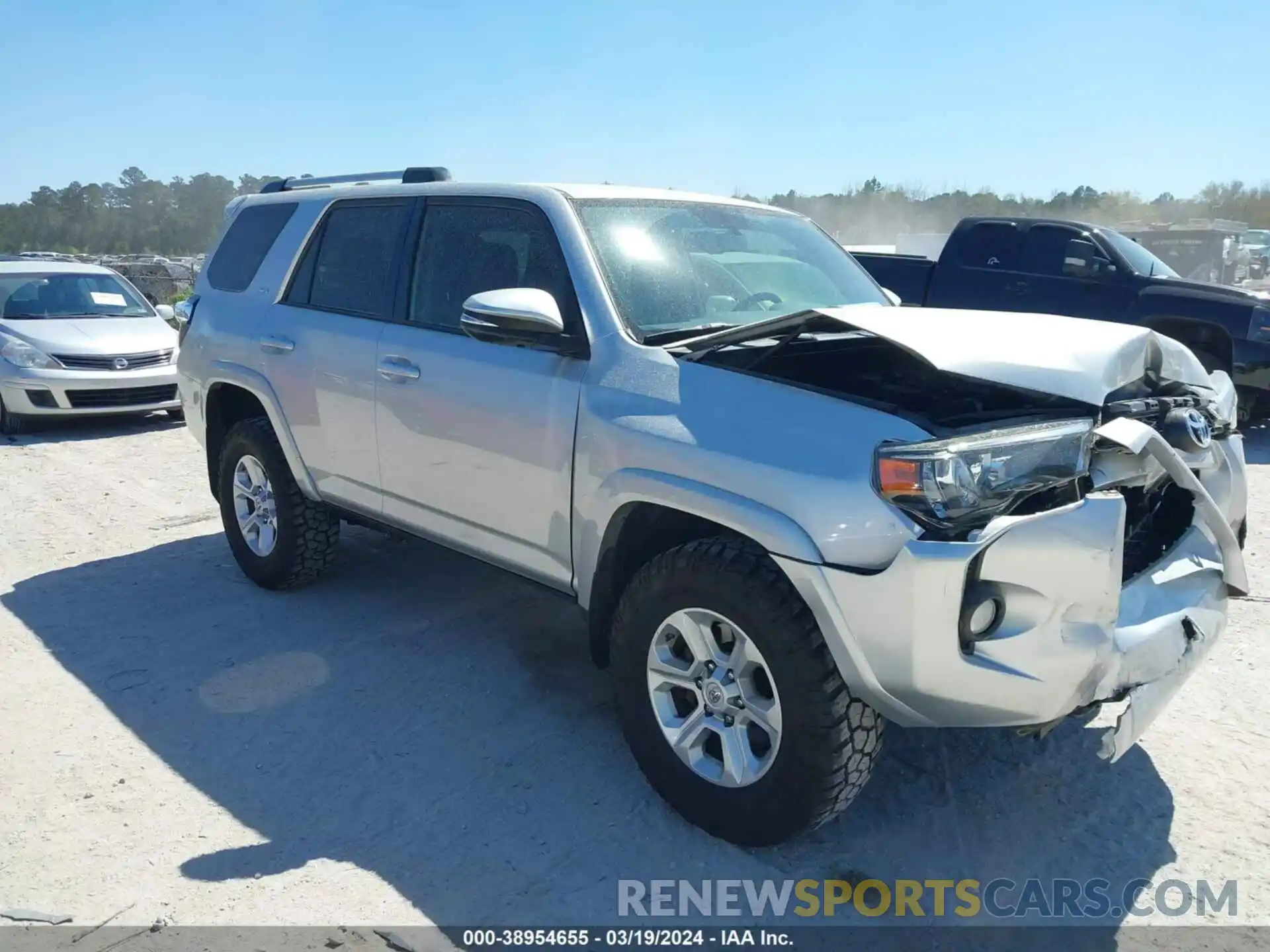 1 Photograph of a damaged car JTEBU5JR6K5681063 TOYOTA 4RUNNER 2019