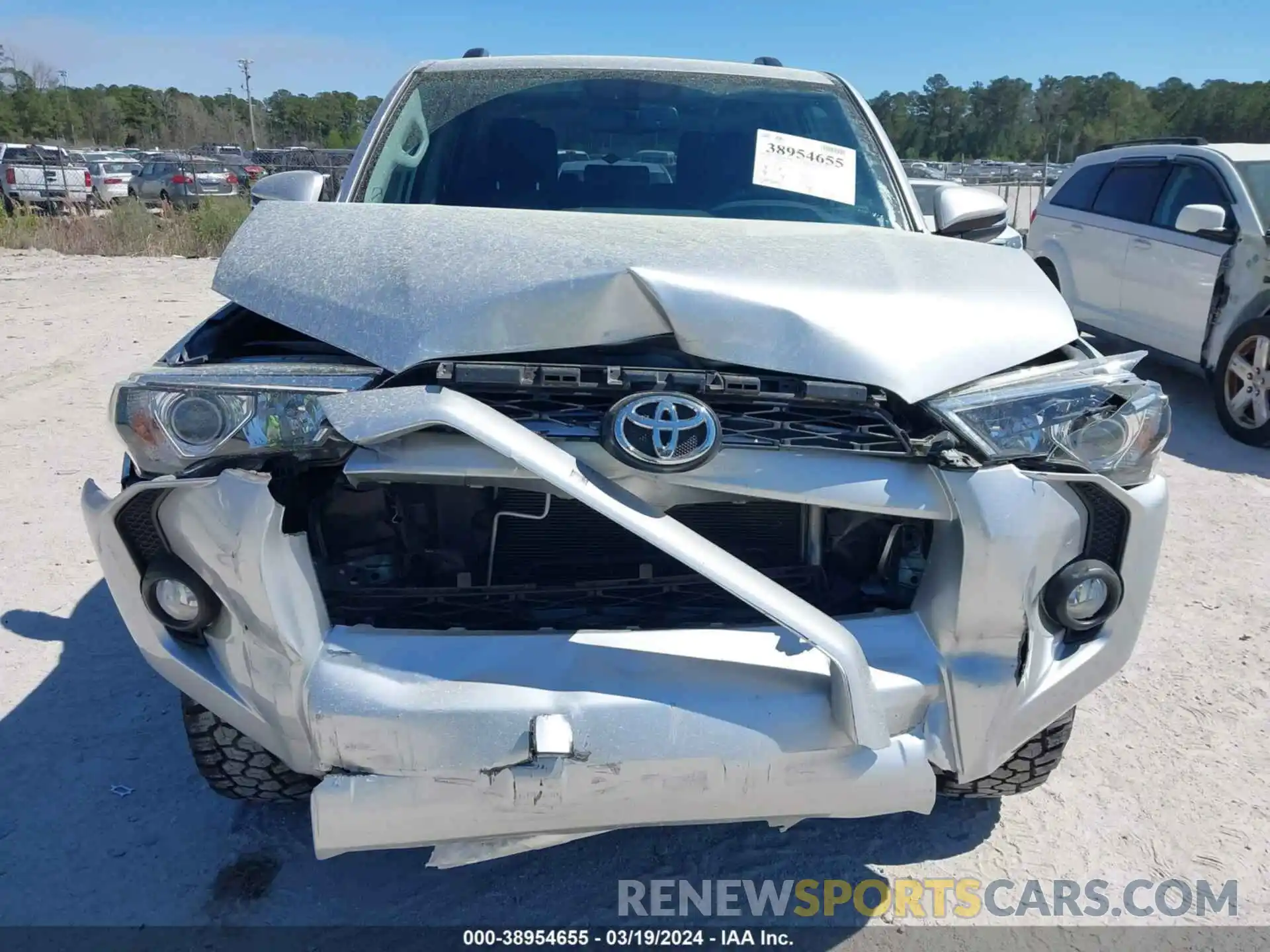 6 Photograph of a damaged car JTEBU5JR6K5681063 TOYOTA 4RUNNER 2019