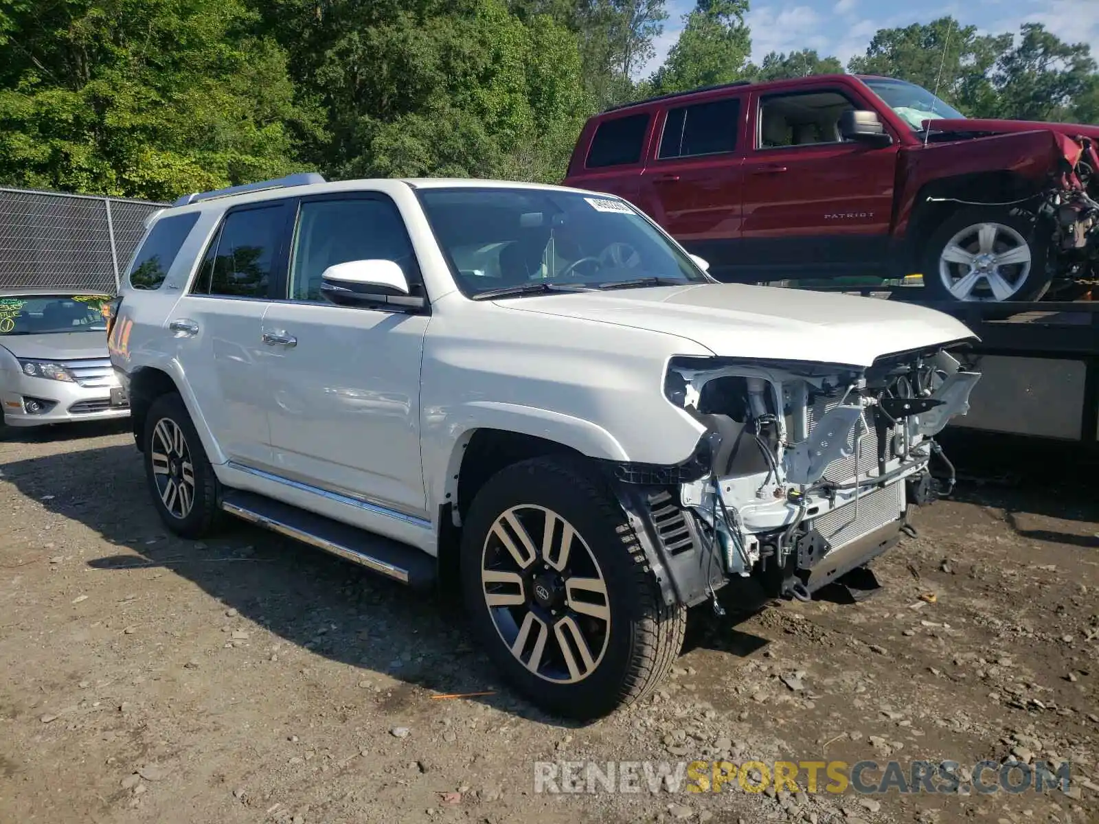 1 Photograph of a damaged car JTEBU5JR6K5681466 TOYOTA 4RUNNER 2019