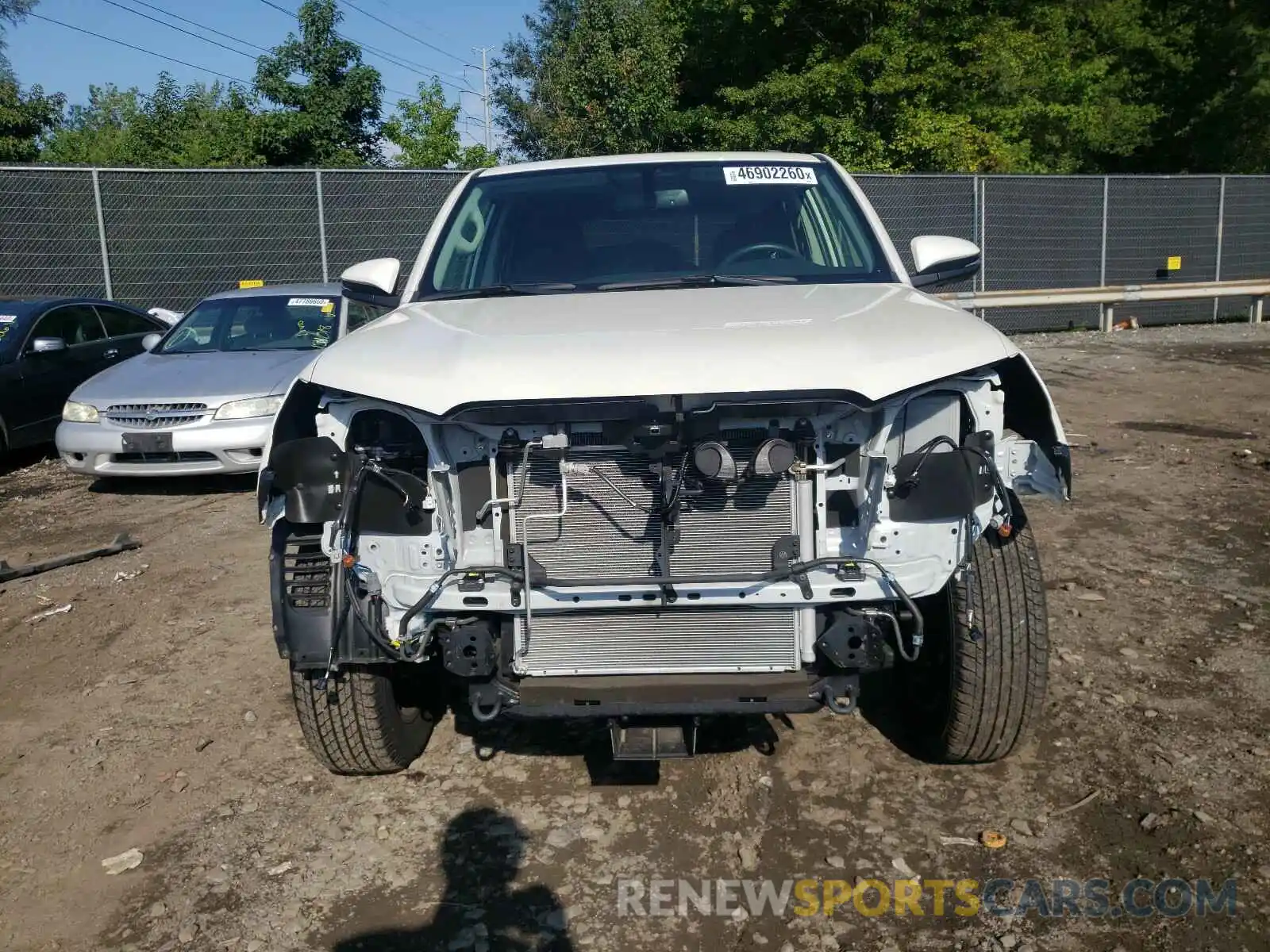 9 Photograph of a damaged car JTEBU5JR6K5681466 TOYOTA 4RUNNER 2019