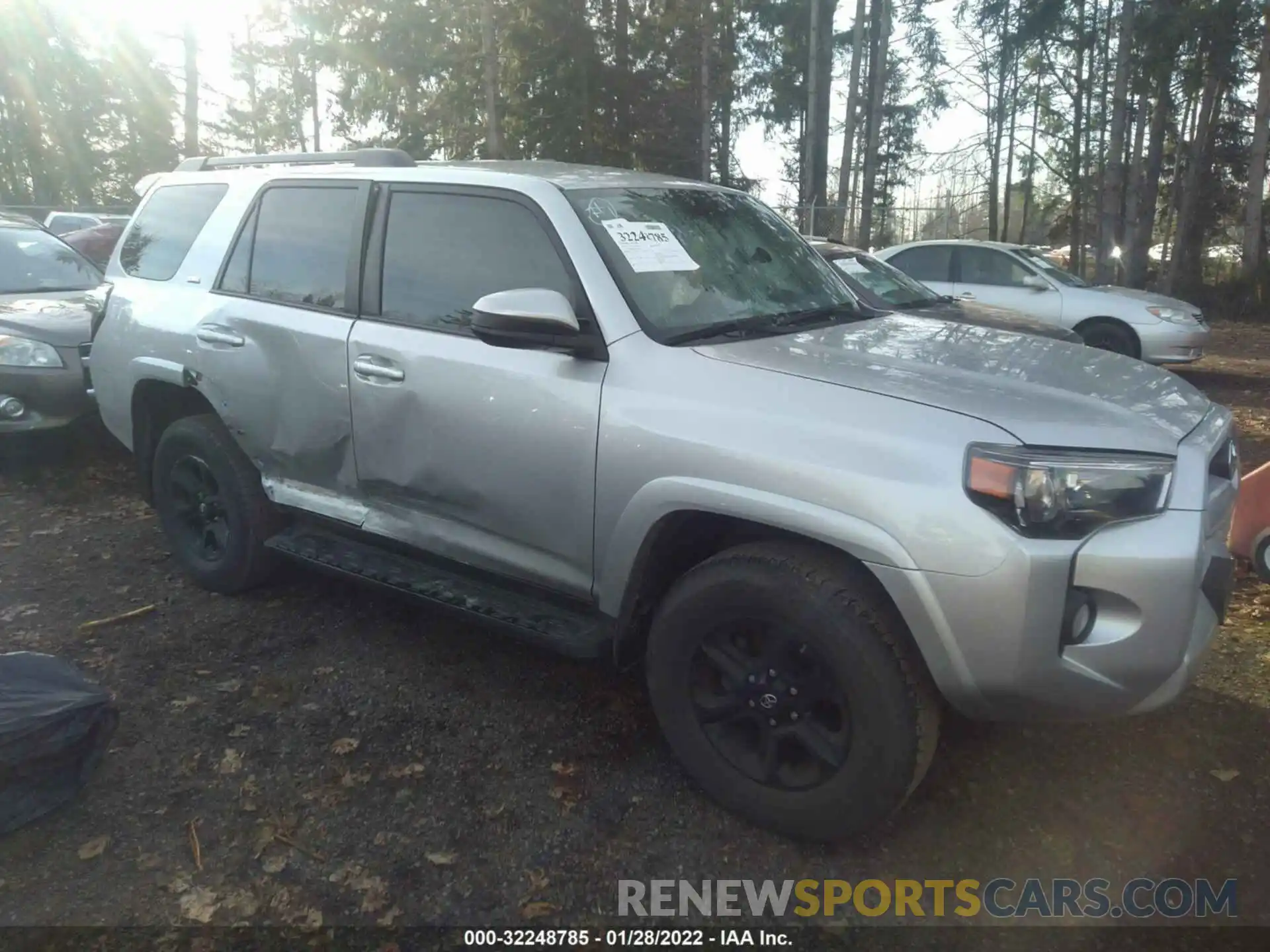 1 Photograph of a damaged car JTEBU5JR6K5682441 TOYOTA 4RUNNER 2019