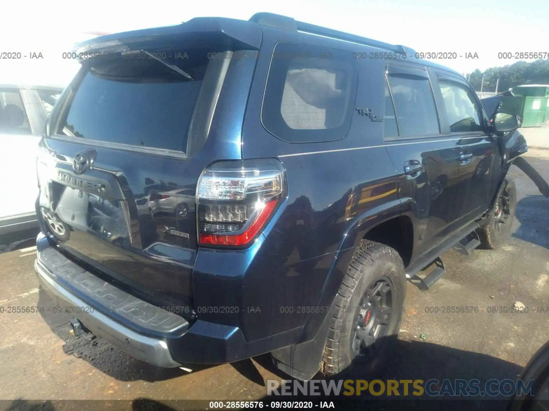 4 Фотография поврежденного автомобиля JTEBU5JR6K5687672 TOYOTA 4RUNNER 2019