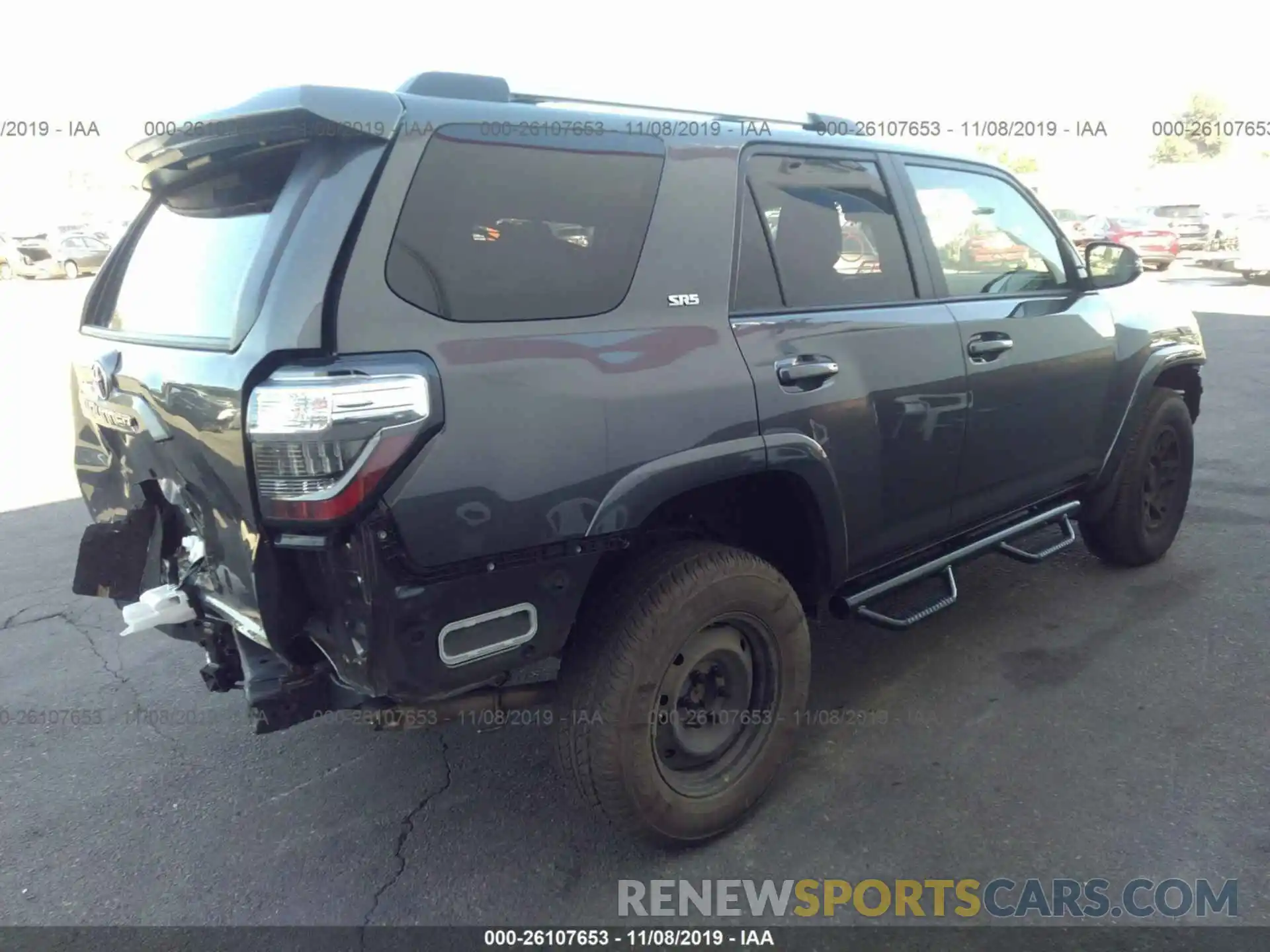 4 Фотография поврежденного автомобиля JTEBU5JR6K5688062 TOYOTA 4RUNNER 2019