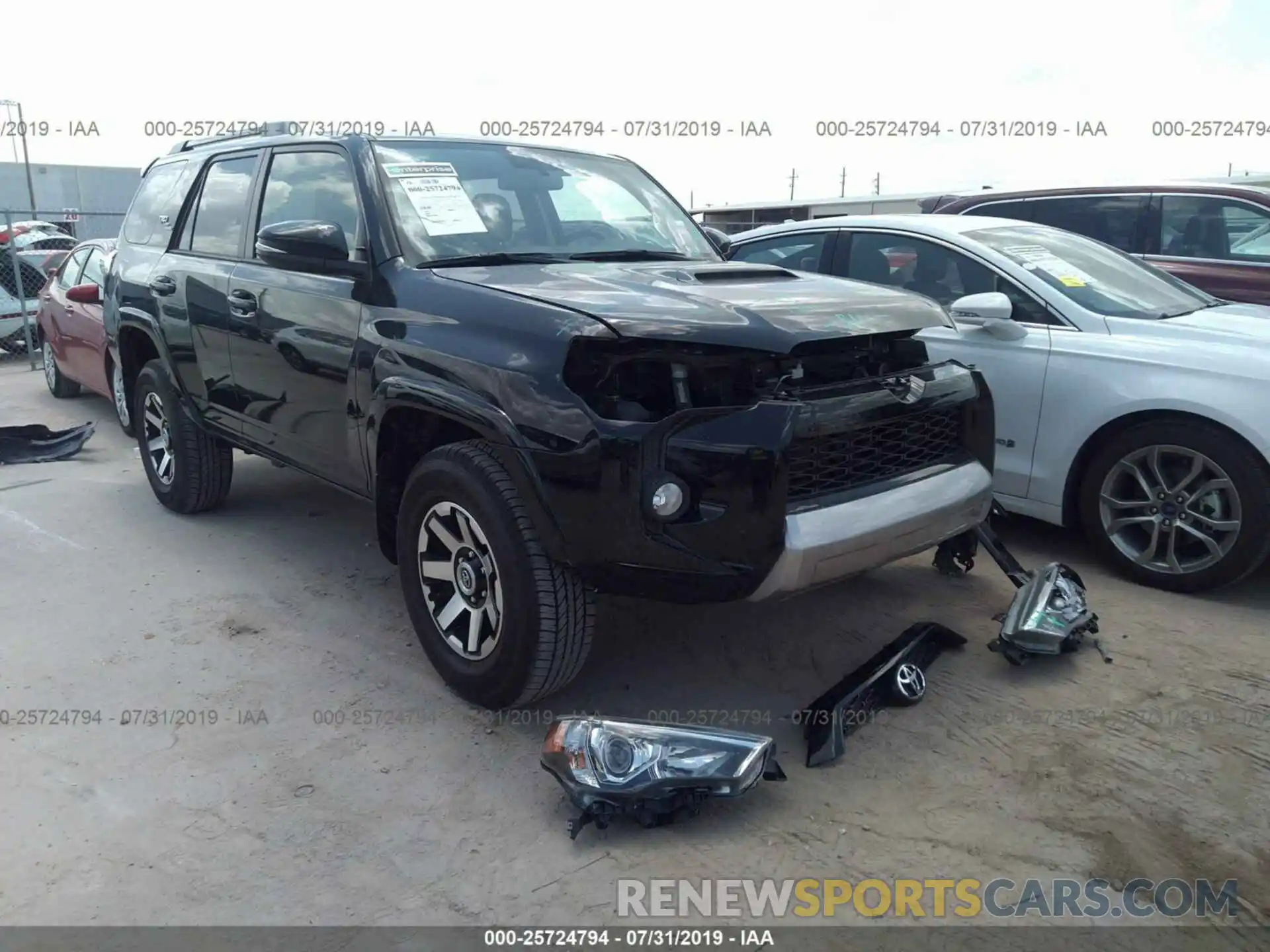 1 Photograph of a damaged car JTEBU5JR6K5695240 TOYOTA 4RUNNER 2019