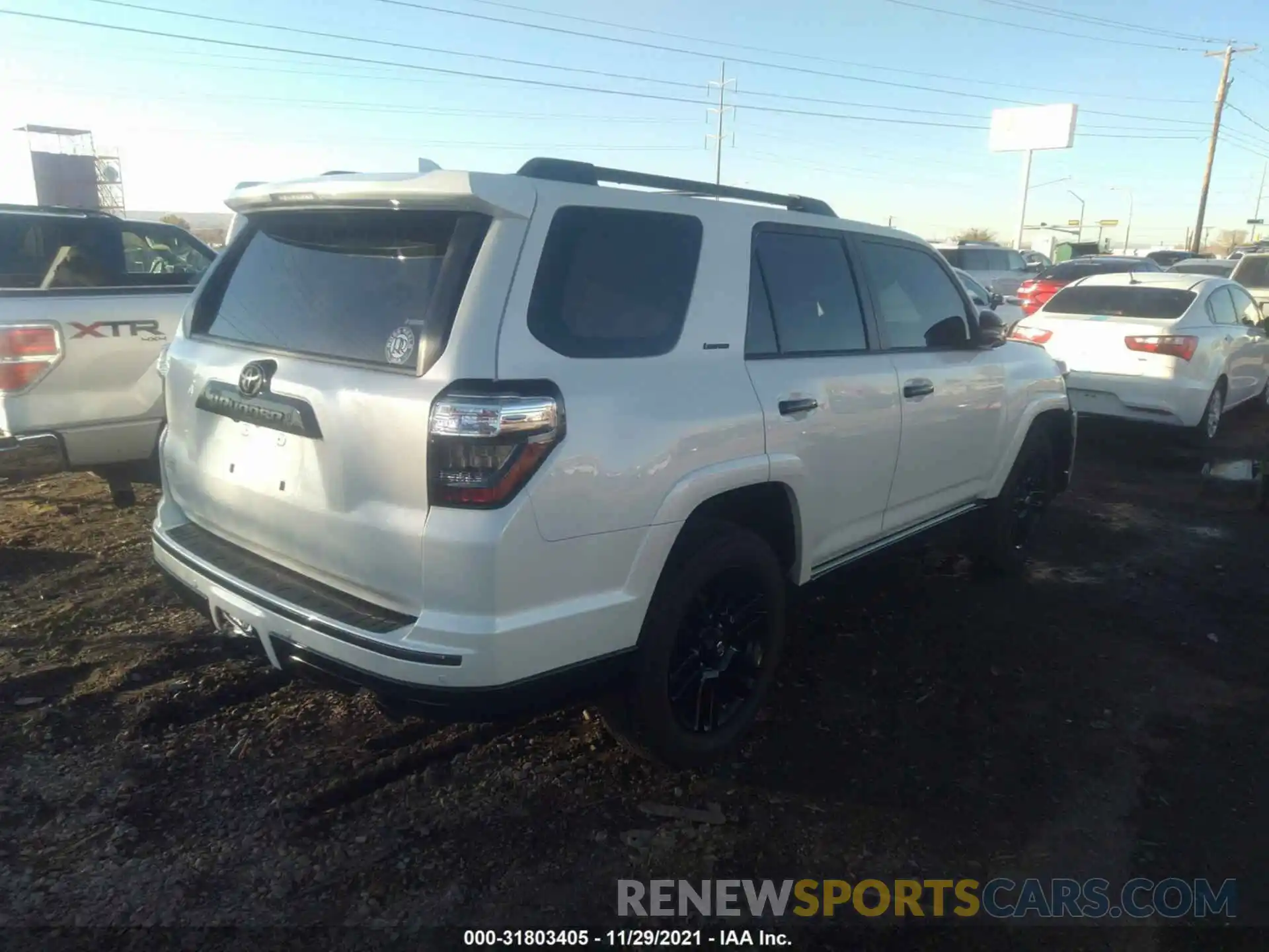 4 Фотография поврежденного автомобиля JTEBU5JR6K5698400 TOYOTA 4RUNNER 2019