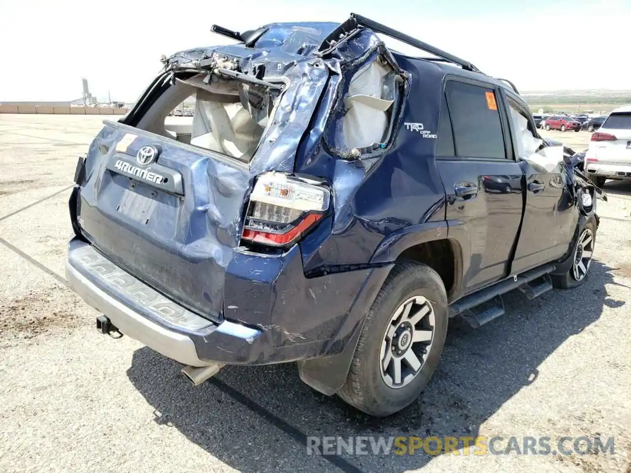 4 Photograph of a damaged car JTEBU5JR6K5701828 TOYOTA 4RUNNER 2019