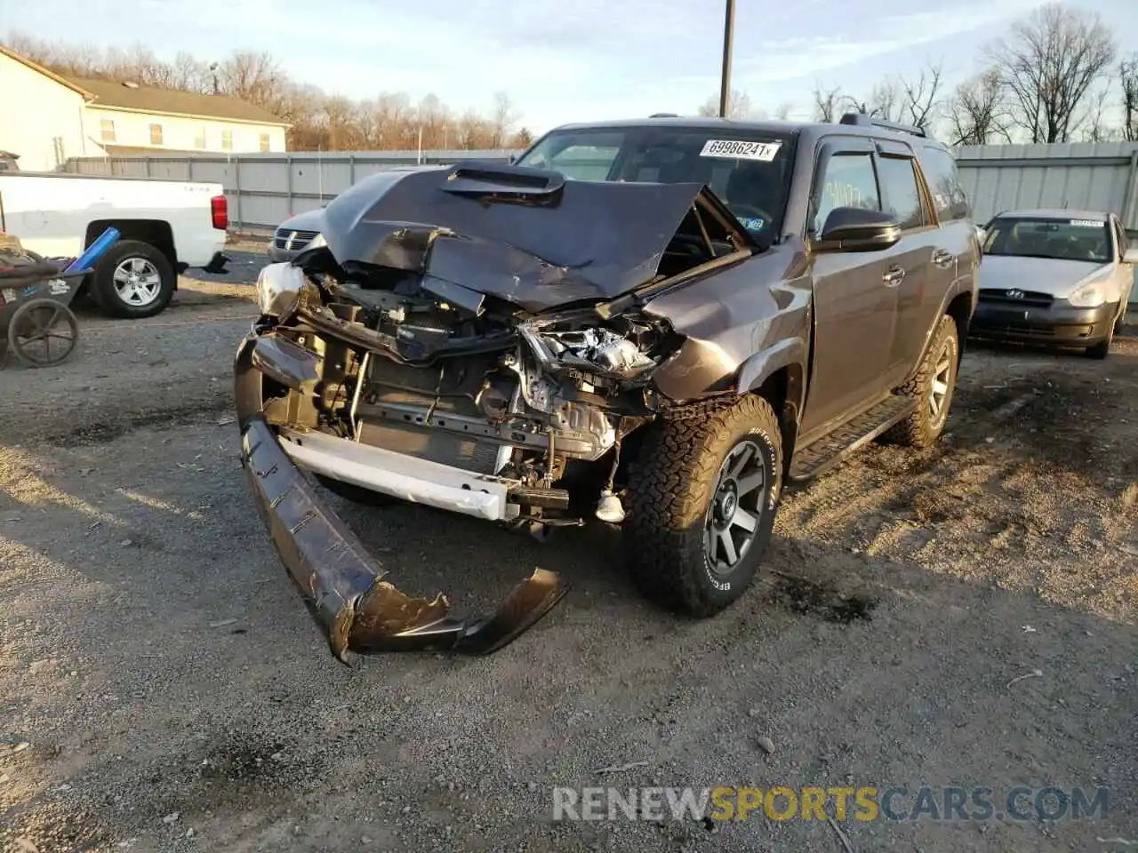 2 Photograph of a damaged car JTEBU5JR6K5702719 TOYOTA 4RUNNER 2019