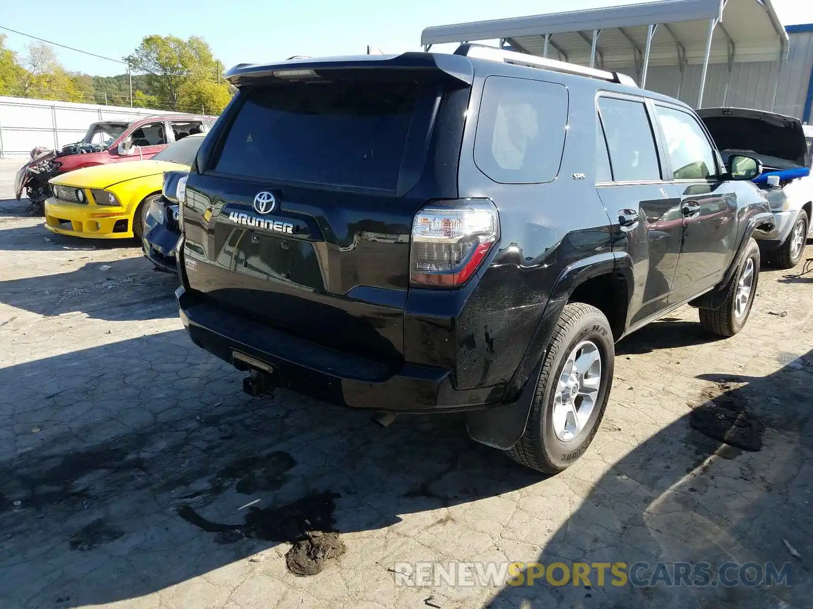 4 Фотография поврежденного автомобиля JTEBU5JR6K5704986 TOYOTA 4RUNNER 2019