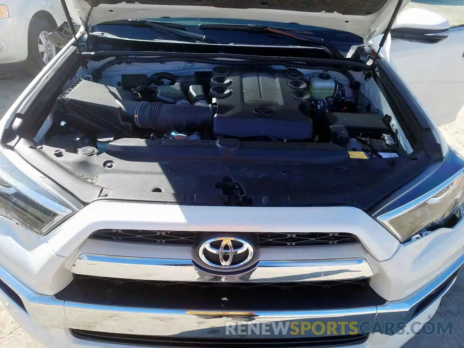 7 Photograph of a damaged car JTEBU5JR6K5706642 TOYOTA 4RUNNER 2019