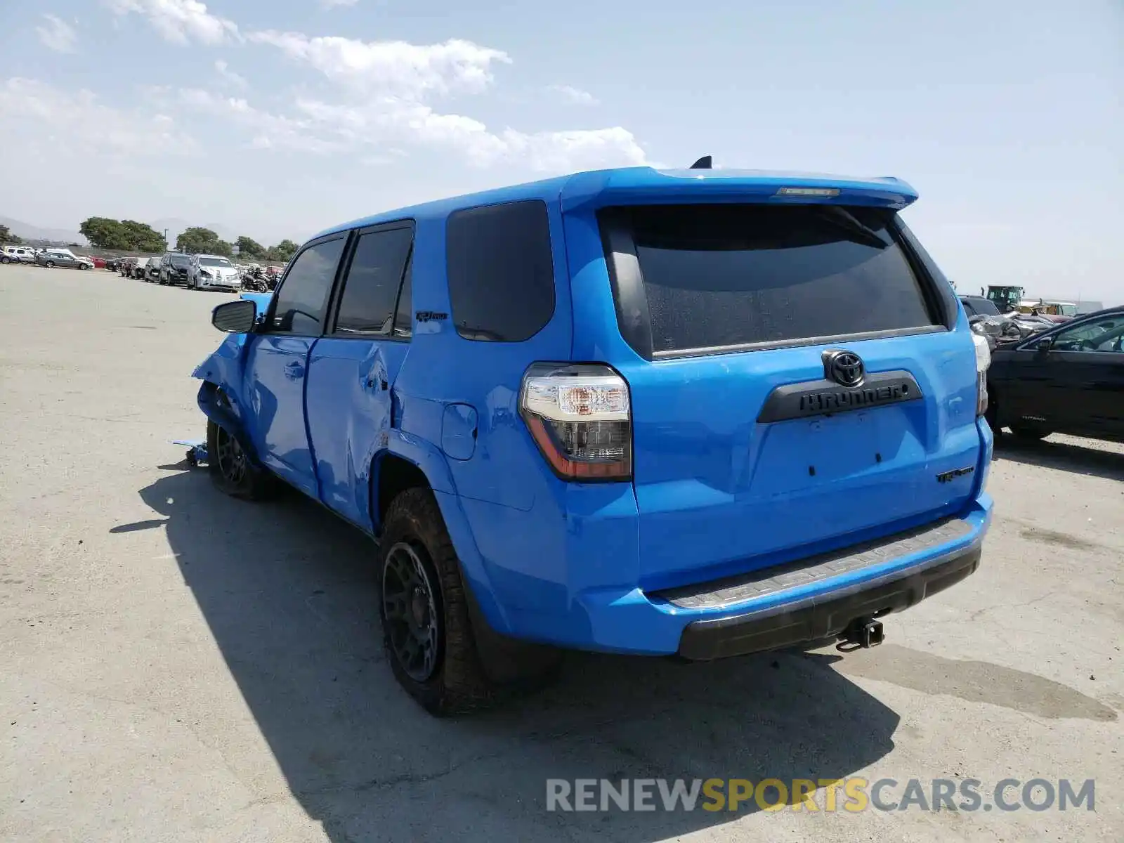 3 Фотография поврежденного автомобиля JTEBU5JR6K5718676 TOYOTA 4RUNNER 2019