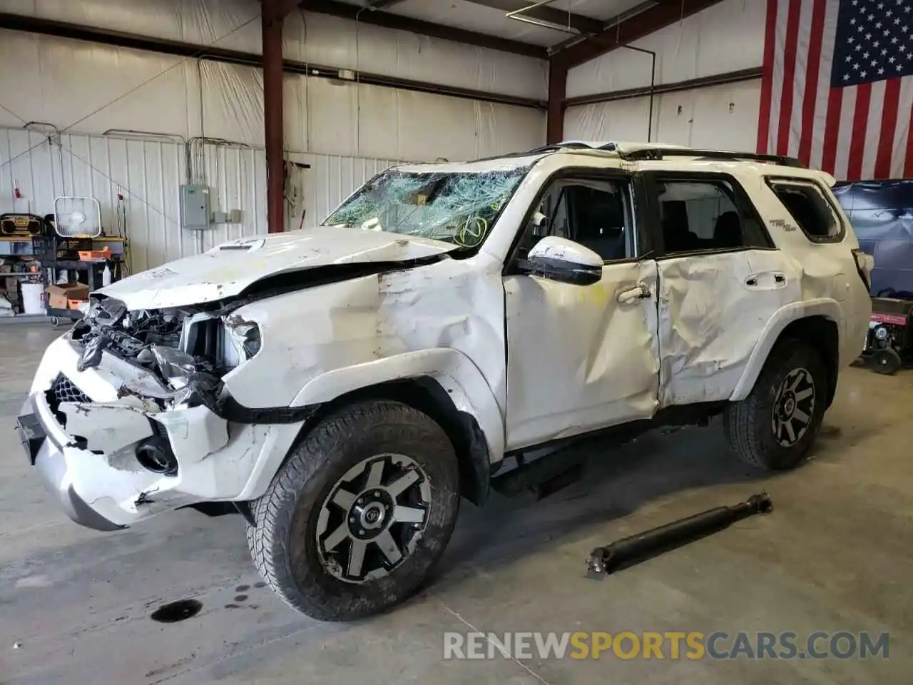 9 Photograph of a damaged car JTEBU5JR6K5723103 TOYOTA 4RUNNER 2019