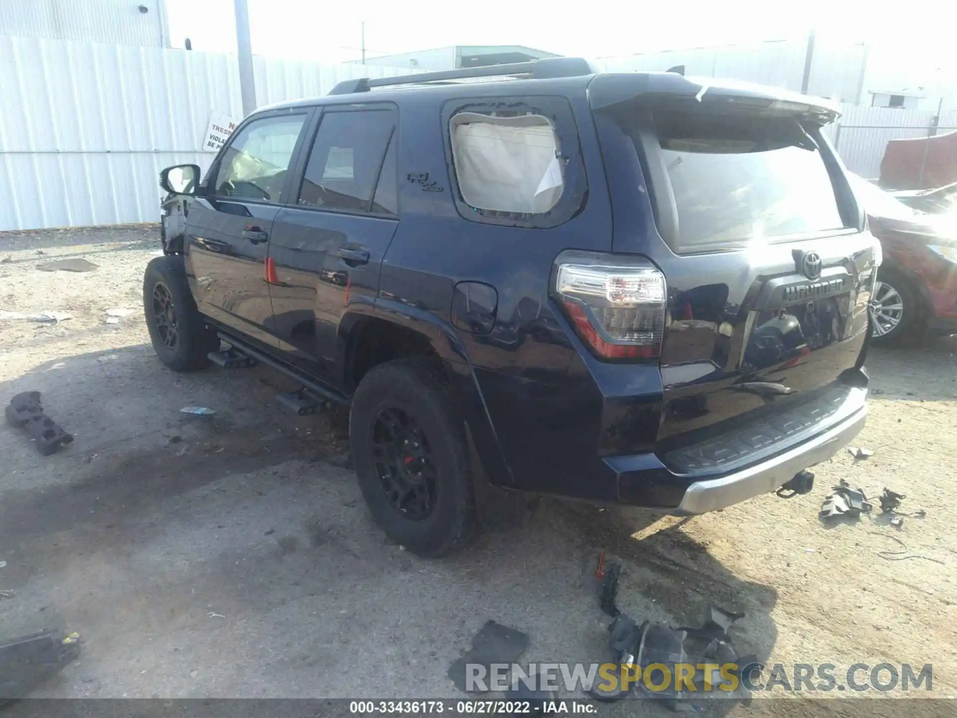 3 Фотография поврежденного автомобиля JTEBU5JR6K5723165 TOYOTA 4RUNNER 2019