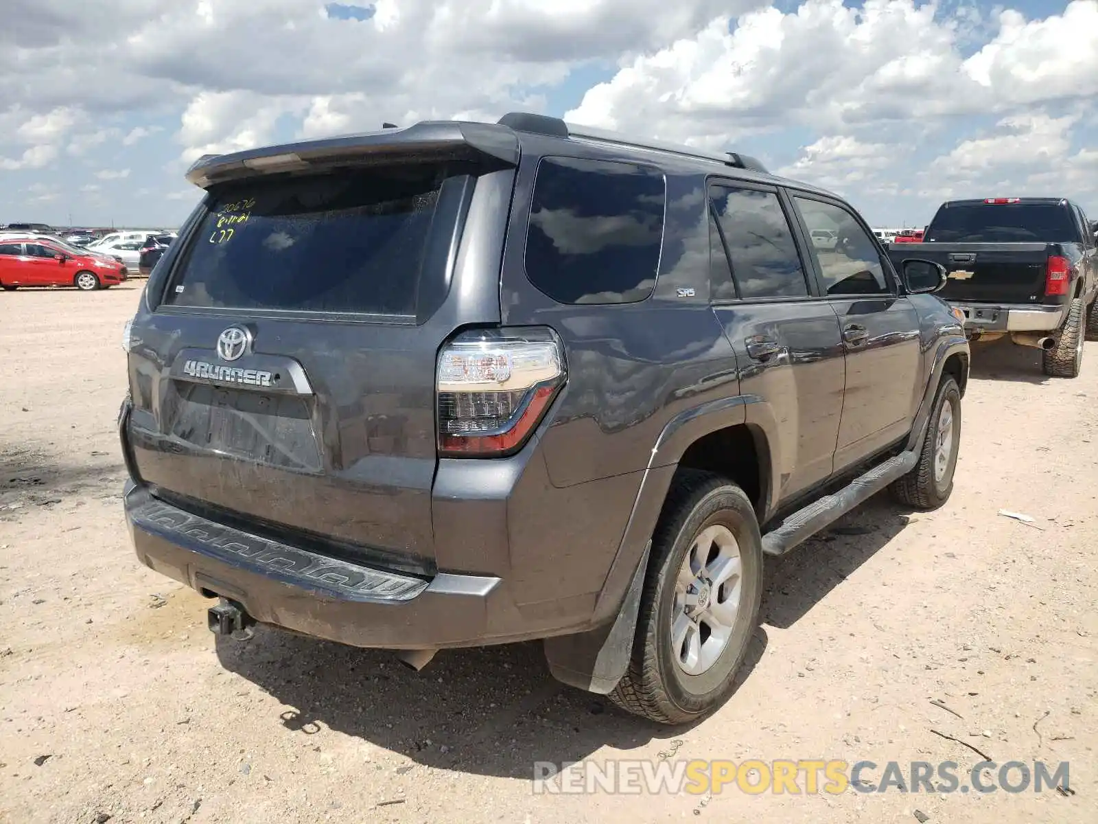 4 Фотография поврежденного автомобиля JTEBU5JR6K5723392 TOYOTA 4RUNNER 2019