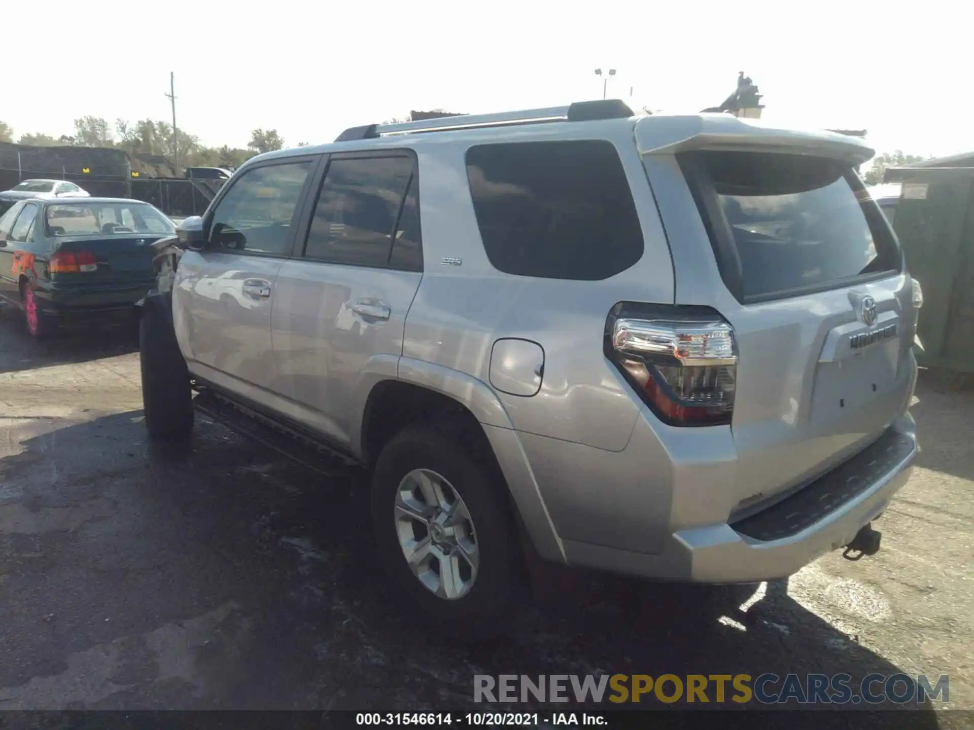 3 Фотография поврежденного автомобиля JTEBU5JR6K5724722 TOYOTA 4RUNNER 2019