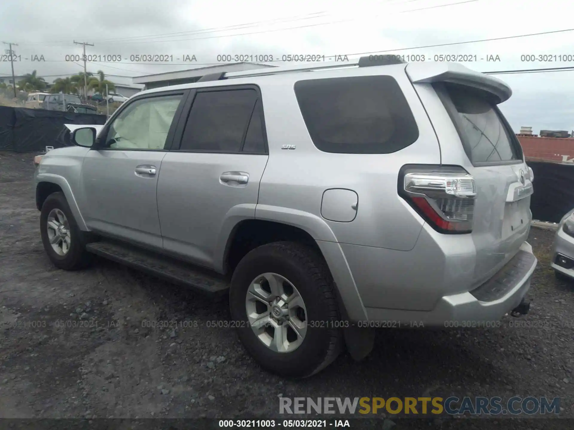 3 Photograph of a damaged car JTEBU5JR6K5729404 TOYOTA 4RUNNER 2019