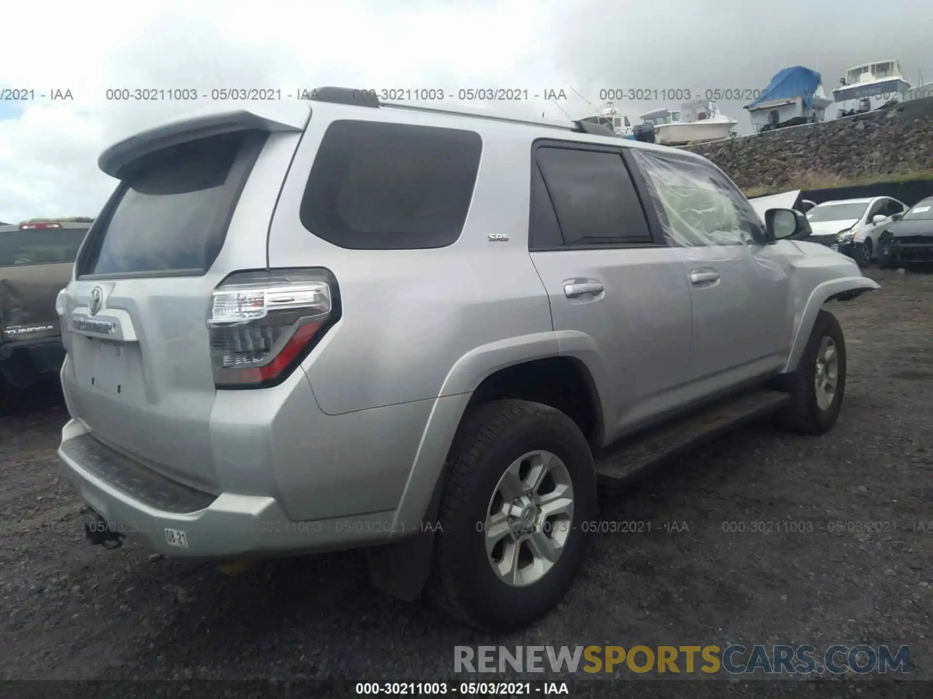 4 Фотография поврежденного автомобиля JTEBU5JR6K5729404 TOYOTA 4RUNNER 2019