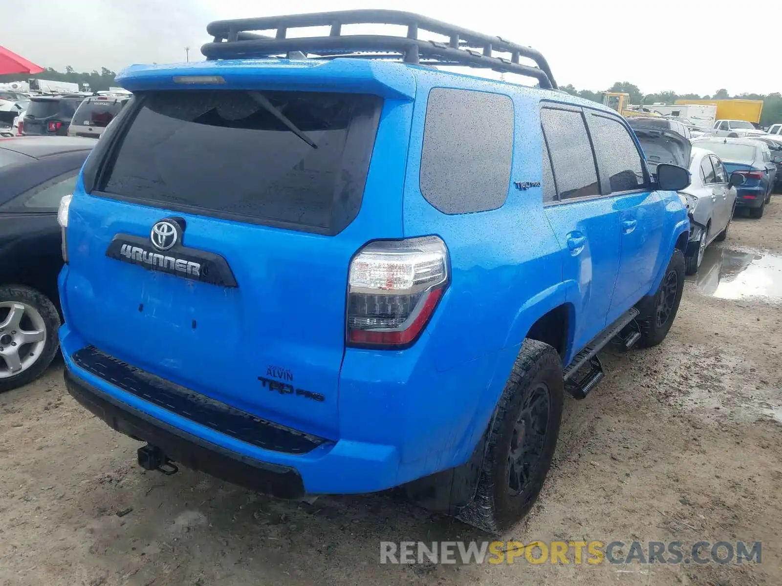 4 Фотография поврежденного автомобиля JTEBU5JR6K5732626 TOYOTA 4RUNNER 2019