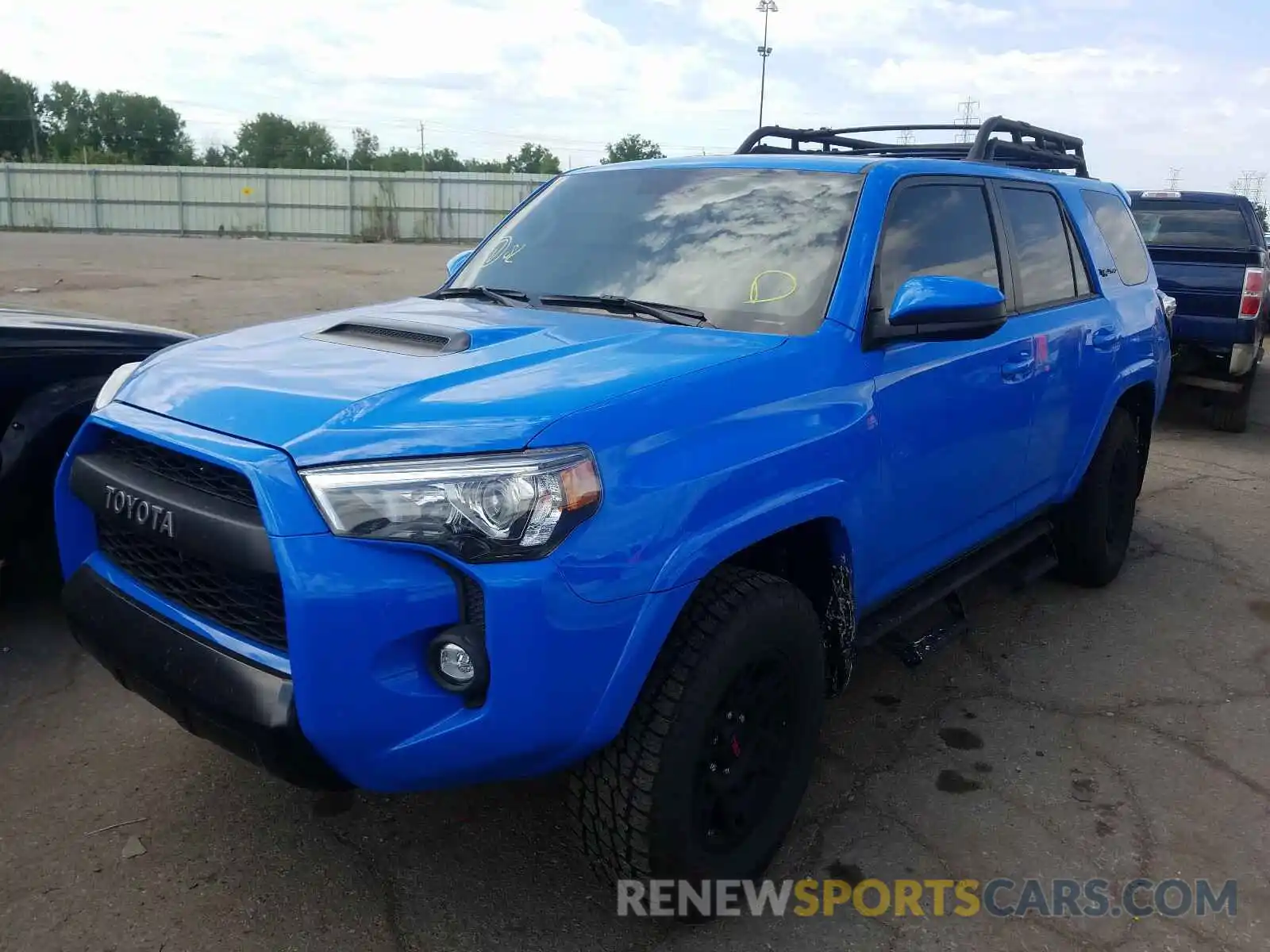 2 Photograph of a damaged car JTEBU5JR6K5732948 TOYOTA 4RUNNER 2019