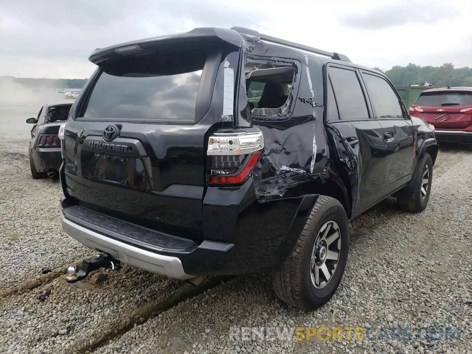 4 Фотография поврежденного автомобиля JTEBU5JR6K5734201 TOYOTA 4RUNNER 2019