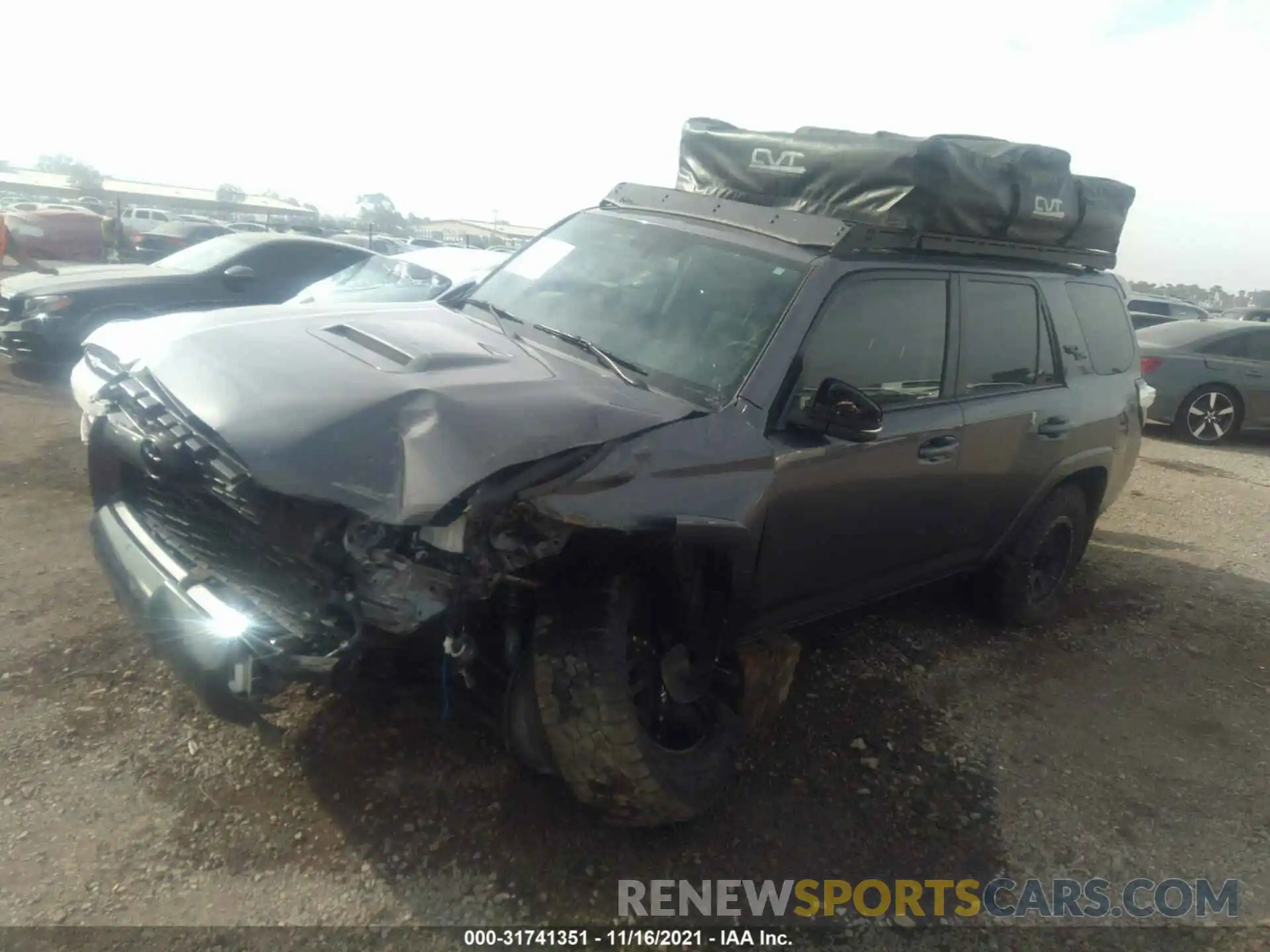 2 Photograph of a damaged car JTEBU5JR6K5734537 TOYOTA 4RUNNER 2019